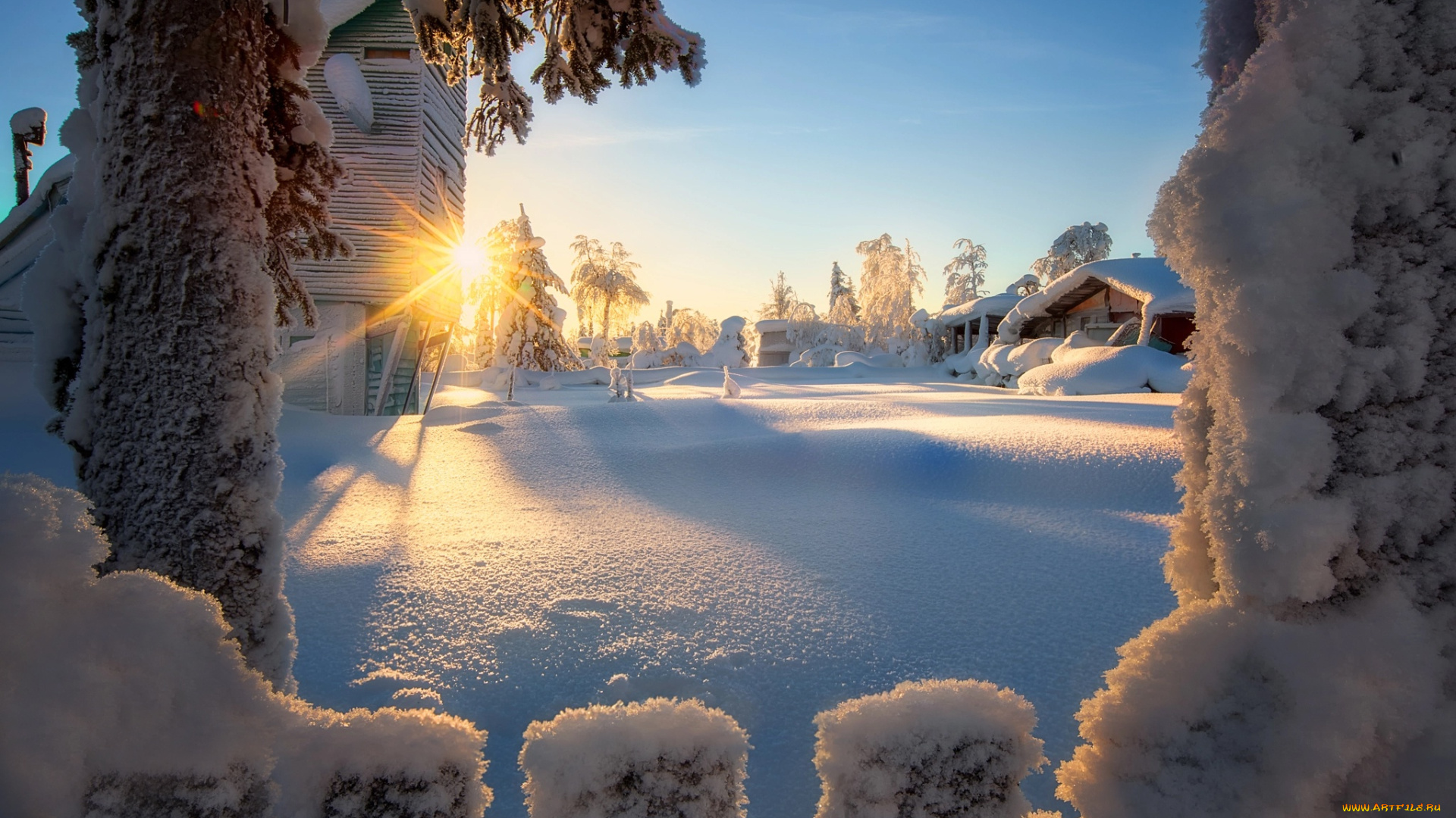 природа, зима, россия, дома, забор, пейзаж, деревья, снег, лучи, солнце