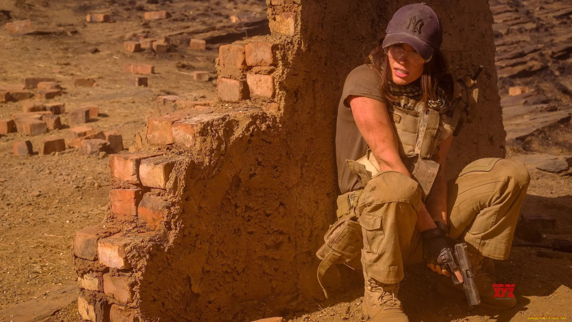 кино, фильмы, rogue, великобритания, юар, боевик, меган, фокс