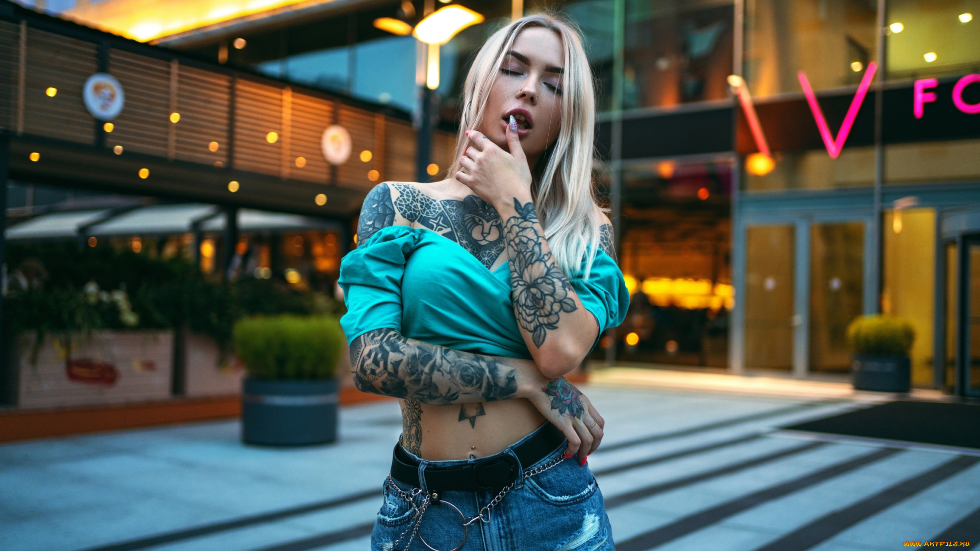 девушка, -, girl, девушки, -, блондинки, , светловолосые, девушка, женщина, блондинка, светловолосая, сексуальная, модель, звезда, позирует, разная, обувь, верхняя, стильная, одежда, нижнее, эротическое, бельё, трусы, лифчик, колготки, чулки, аксессуары, макияж, и, множество, элементов, на, фотографии