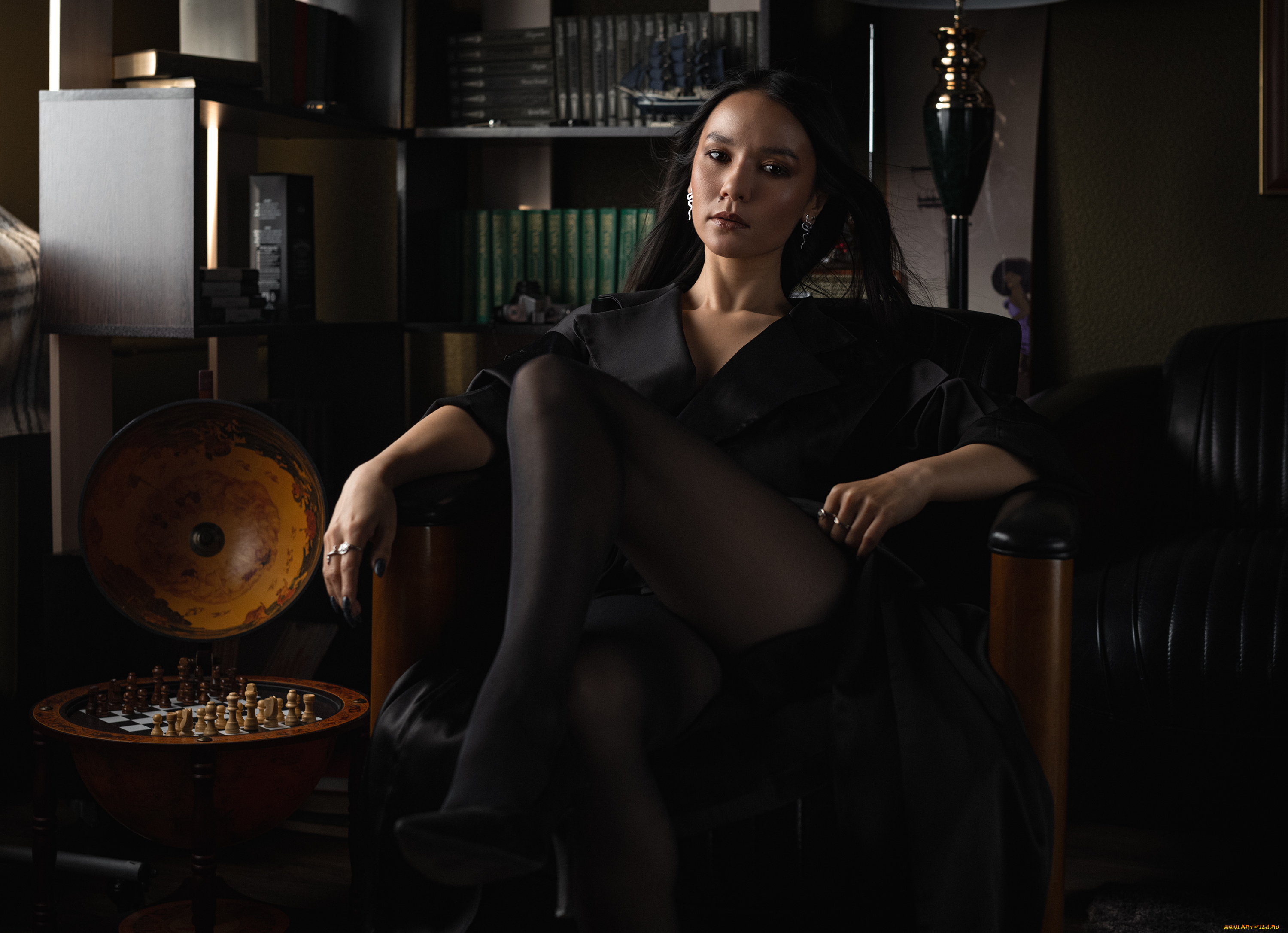 девушка, -, girl, девушки, -, брюнетки, , шатенки, девушка, женщина, брюнетка, темноволосая, сексуальная, модель, звезда, позирует, разная, обувь, верхняя, стильная, одежда, нижнее, эротическое, бельё, трусы, лифчик, колготки, чулки, аксессуары, макияж, и, множество, элементов, на, фотографии