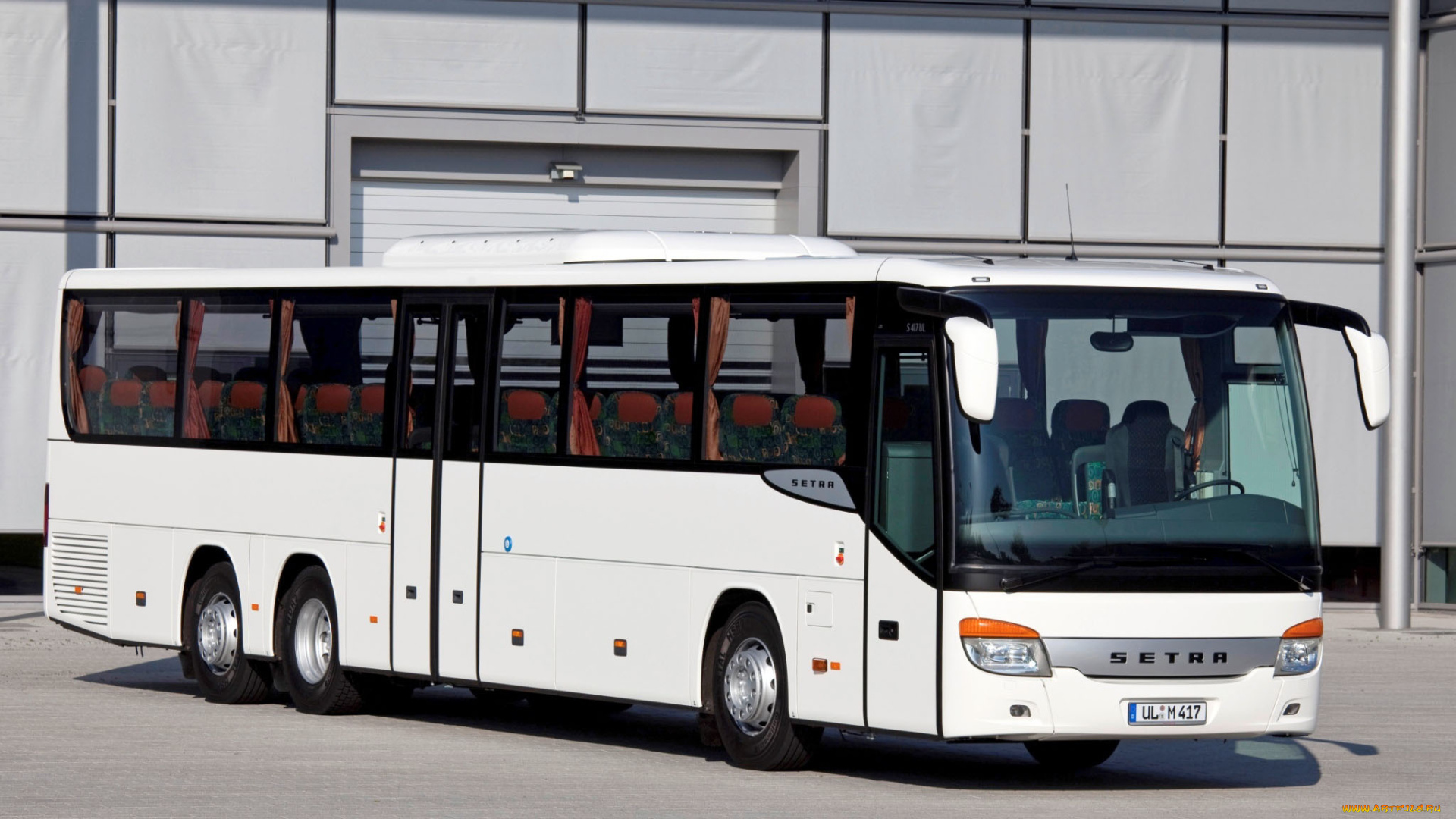 автомобили, автобусы