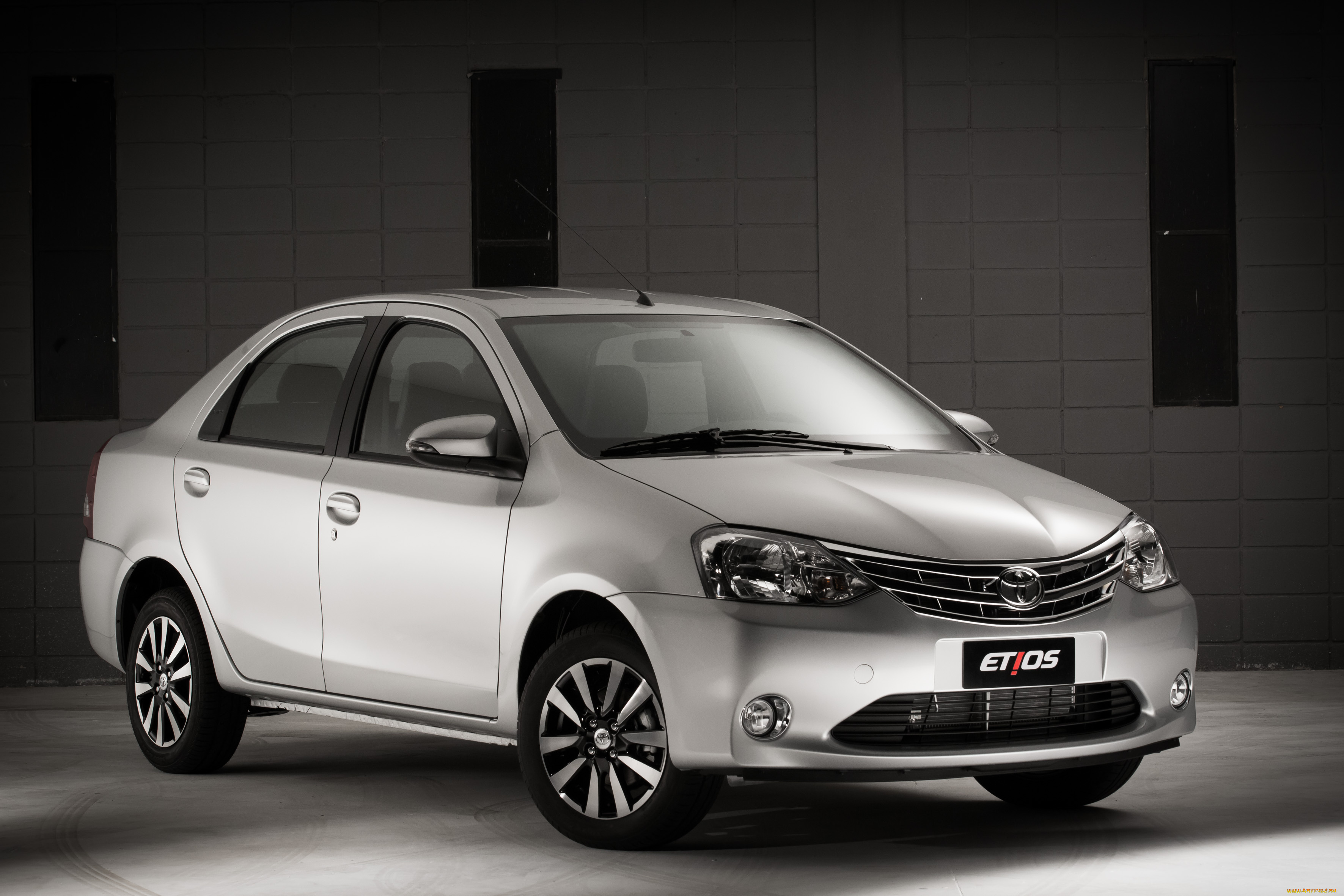 автомобили, toyota, 2014г, sedan, platinum, etios