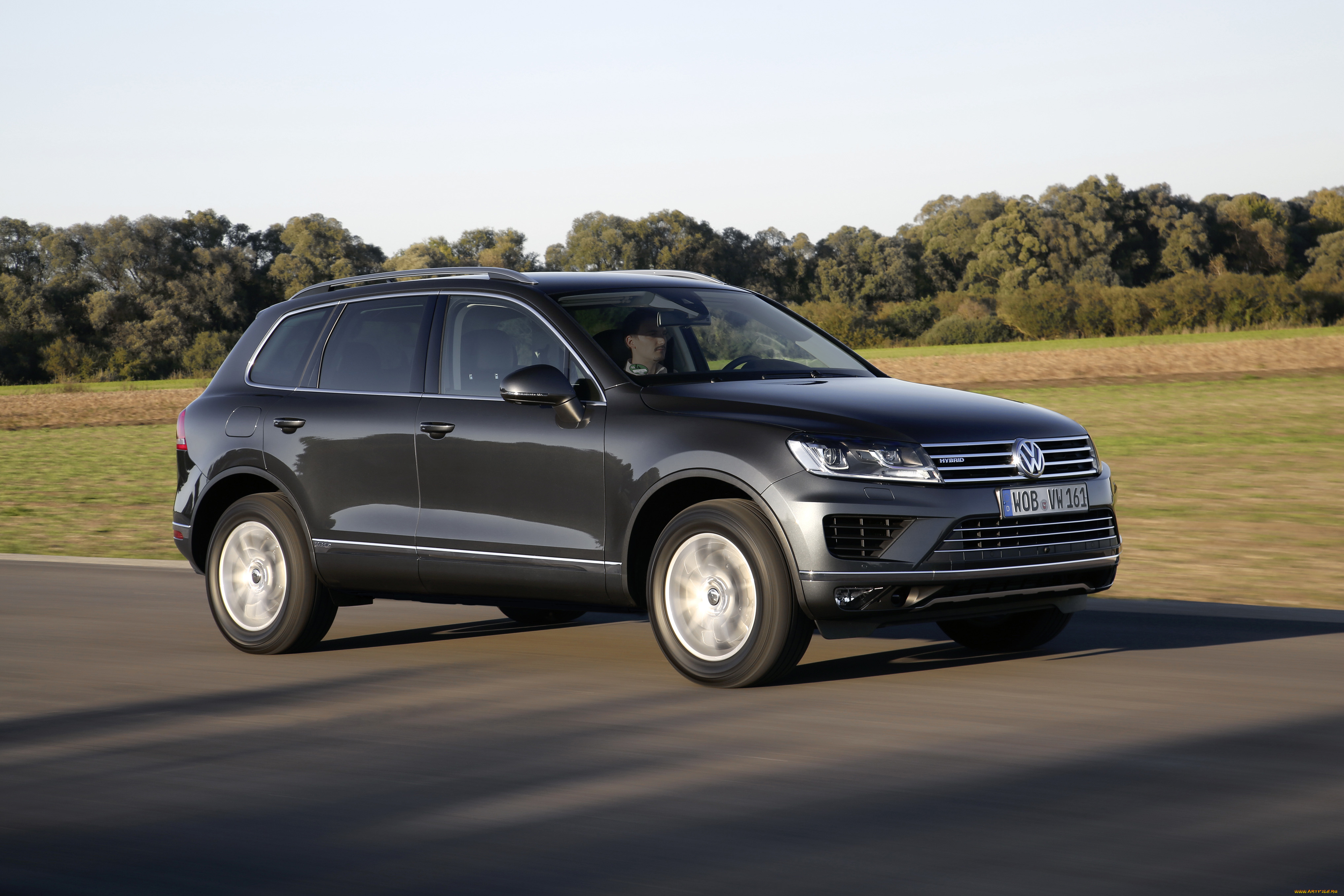 автомобили, volkswagen, темный, 2014г, hybrid, touareg