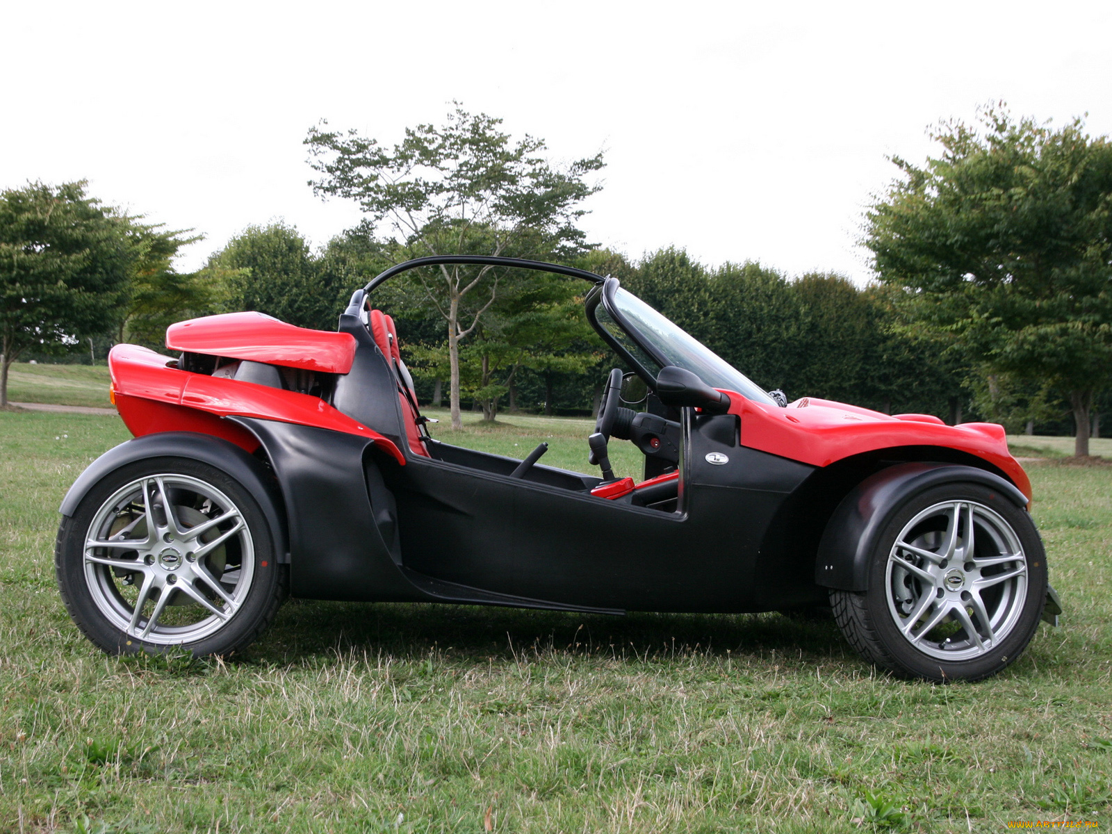 secma, f16, автомобили