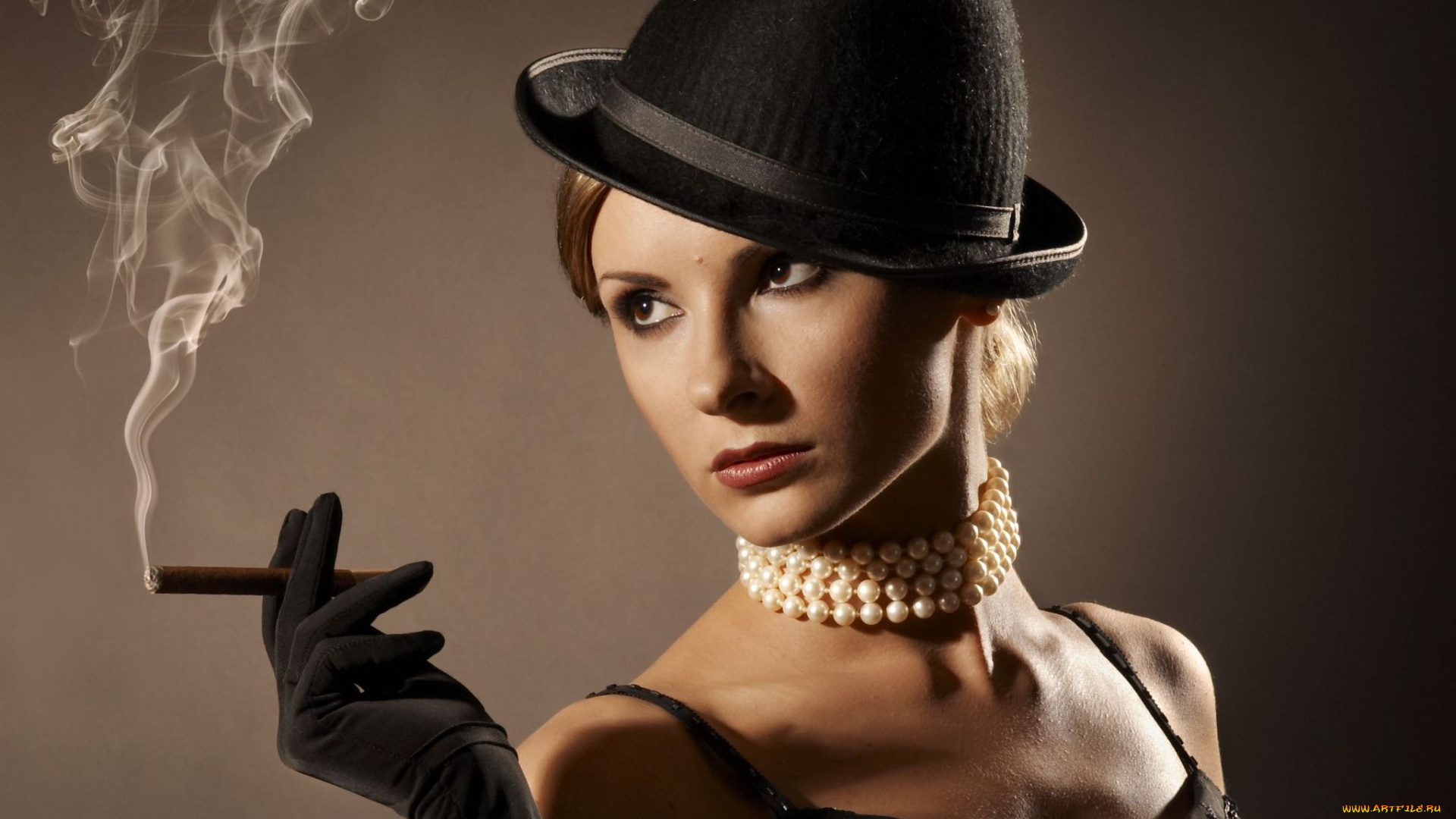 -Unsort, Лица, Портреты, девушки, unsort, лица, портреты, сигарета, жемчуг, шляпа, дым, перчатки