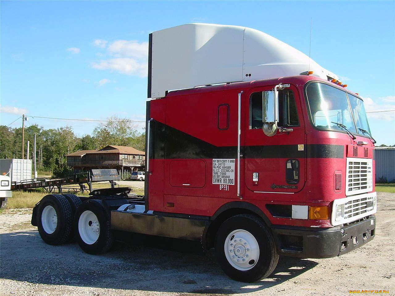 автомобили, international