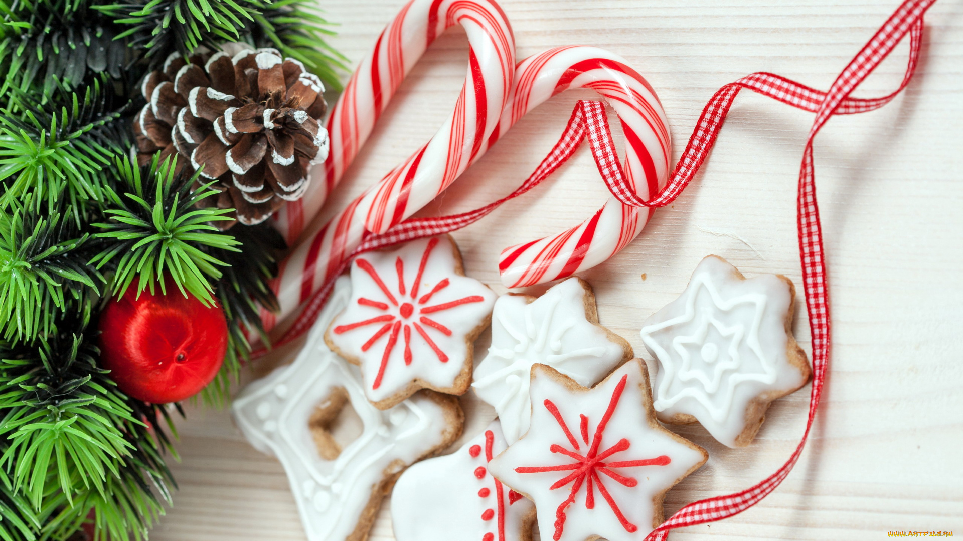 праздничные, угощения, печенье, лента, шишка