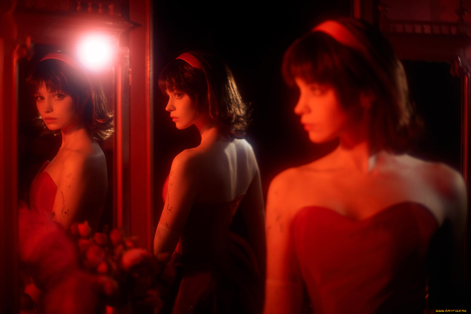 девушки, tenletters, образ, костюм, косплей, красный, свет, зеркало