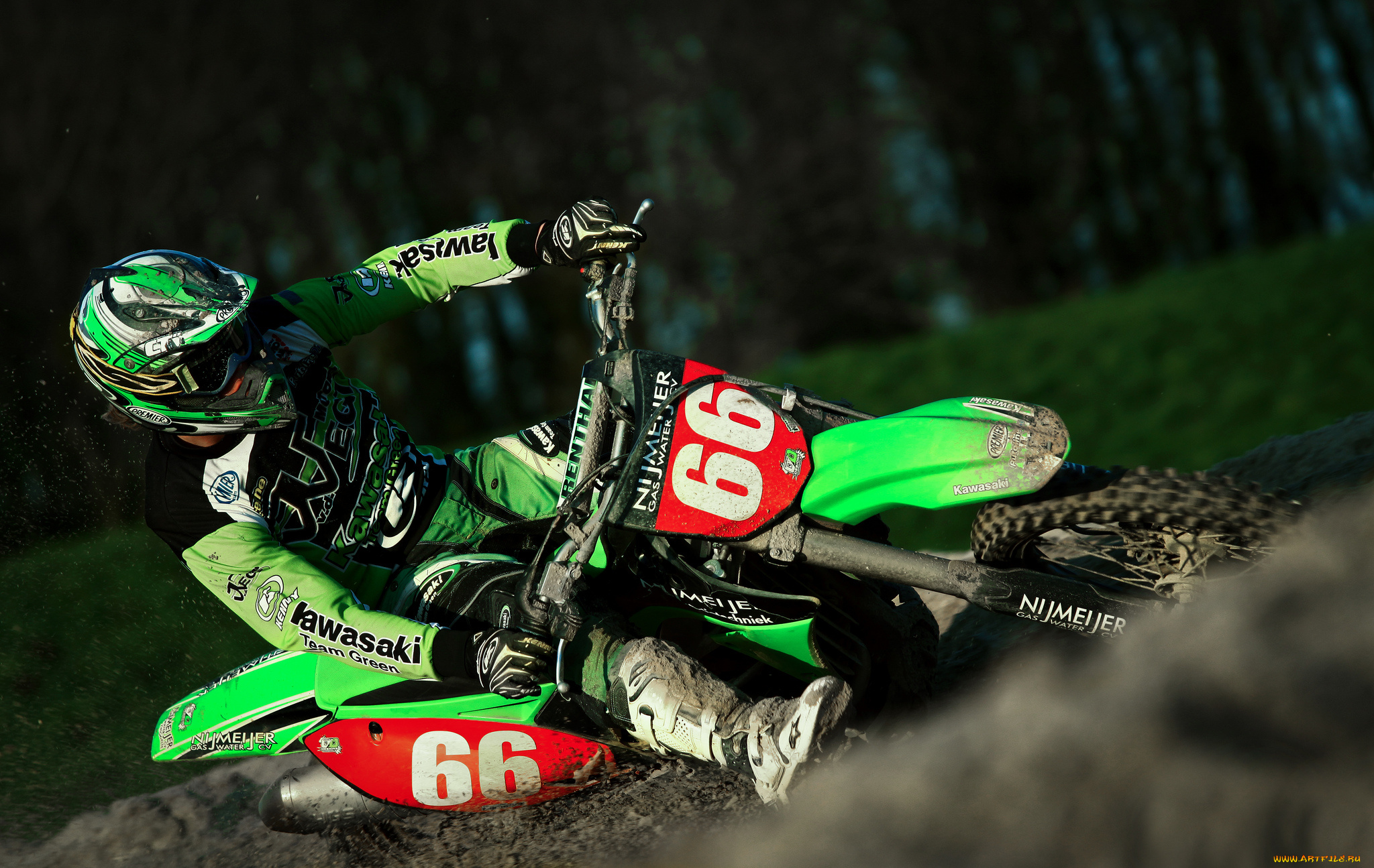 спорт, мотокросс, пыль, гонщик, байк, экипировка, шлем