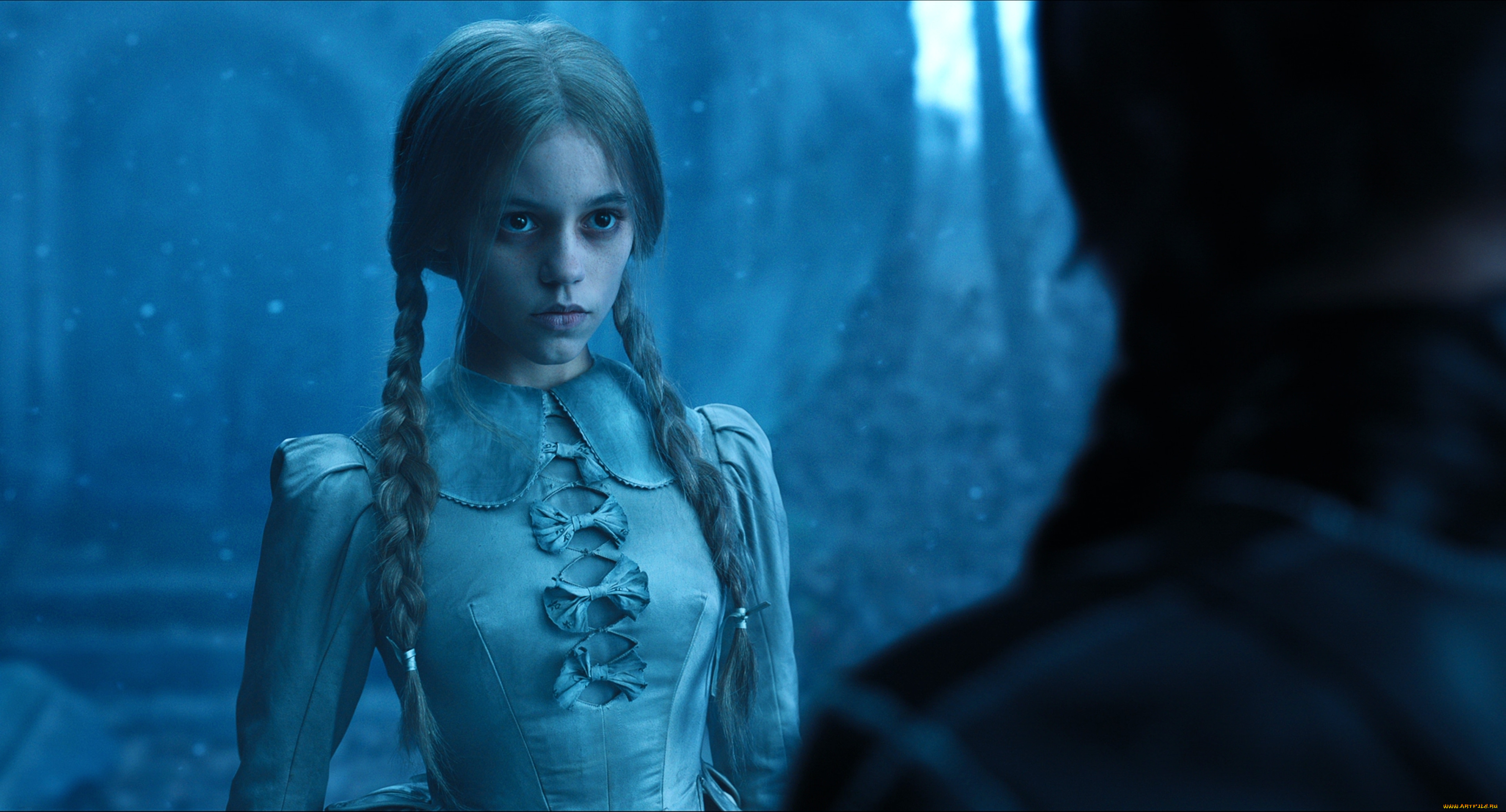 wednesday, , сериал, 2022, –, , кино, фильмы, сериал, уэнсдэй, комедия, фэнтези, криминал, дженна, ортега, jenna, ortega, кадры, из, фильма, тим, бертон, детектив