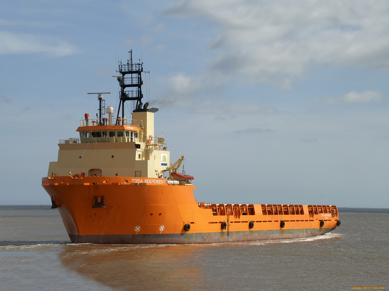 корабли, баркасы, буксиры