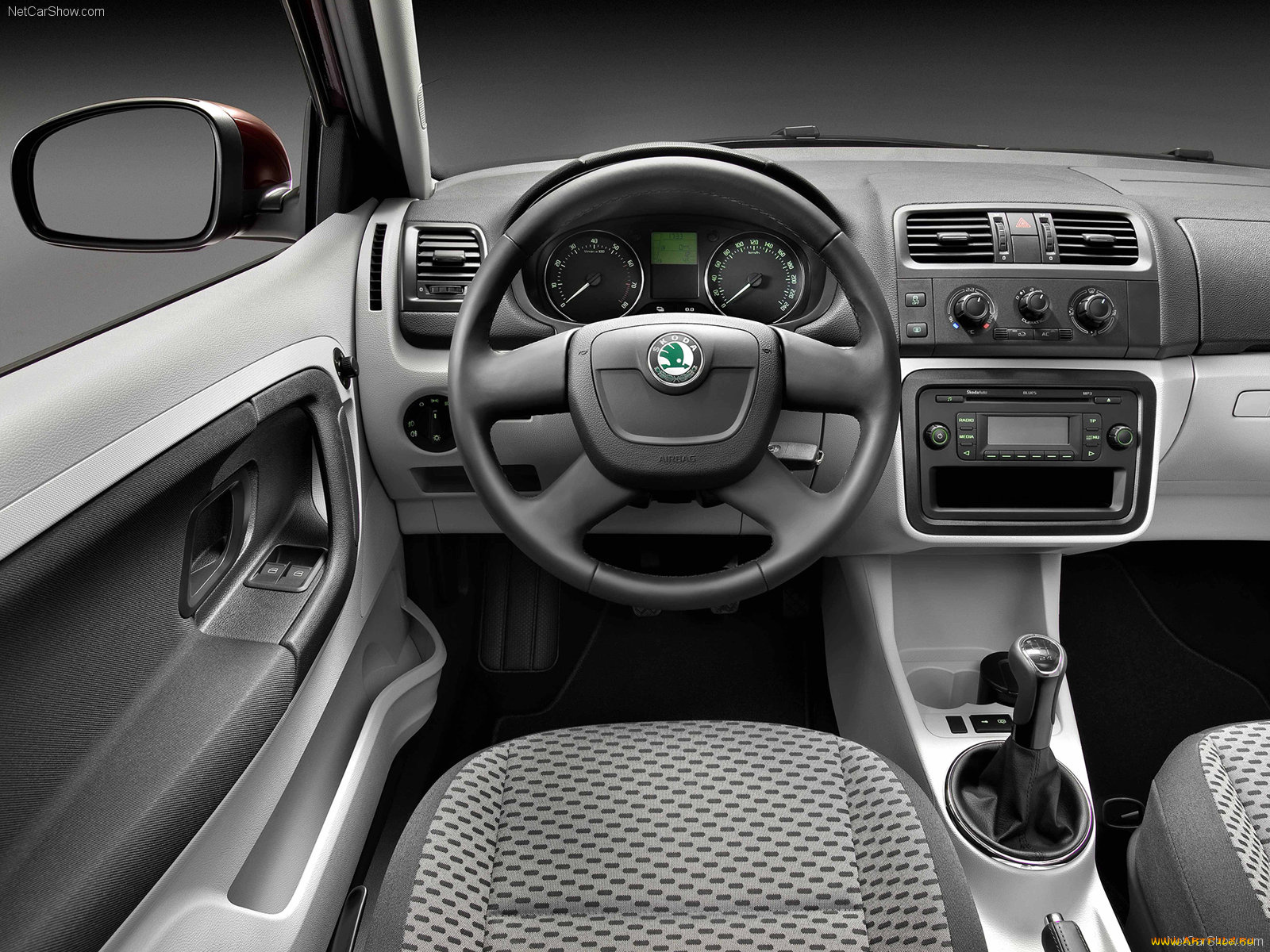 автомобили, спидометры, торпедо