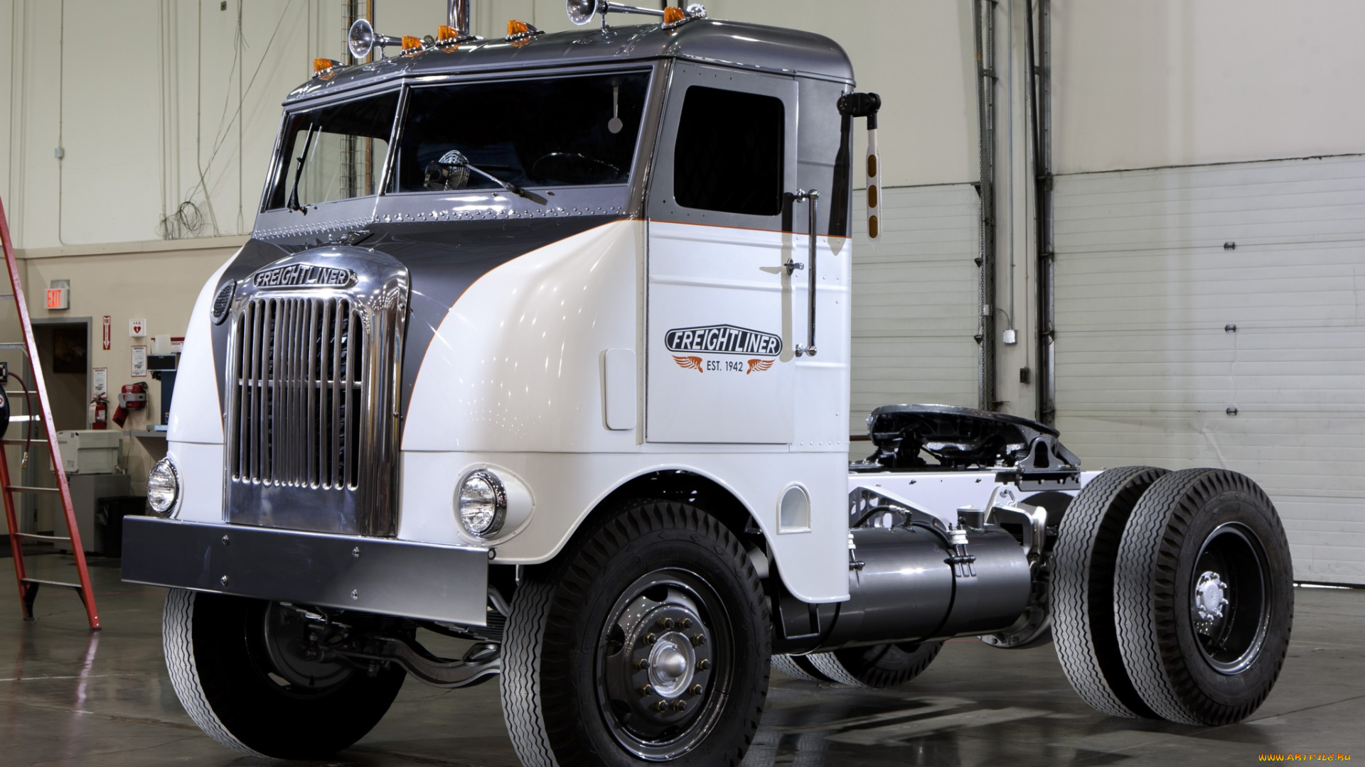 автомобили, freightliner