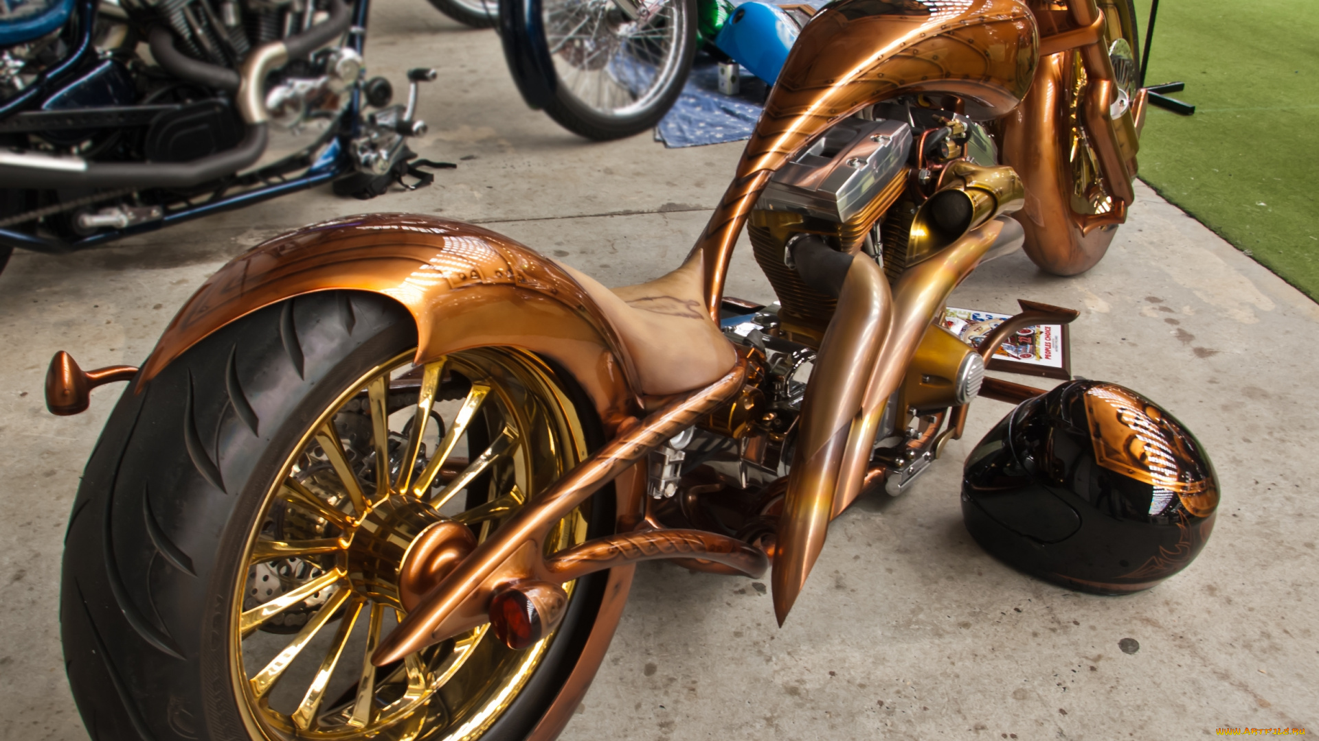 мотоциклы, customs, кастомизированный, тюнингованый, мотоцикл, крутой, байк, железный, конь, который, даёт, свободу, ветер, в, лицо, и, волосы, по, ветру