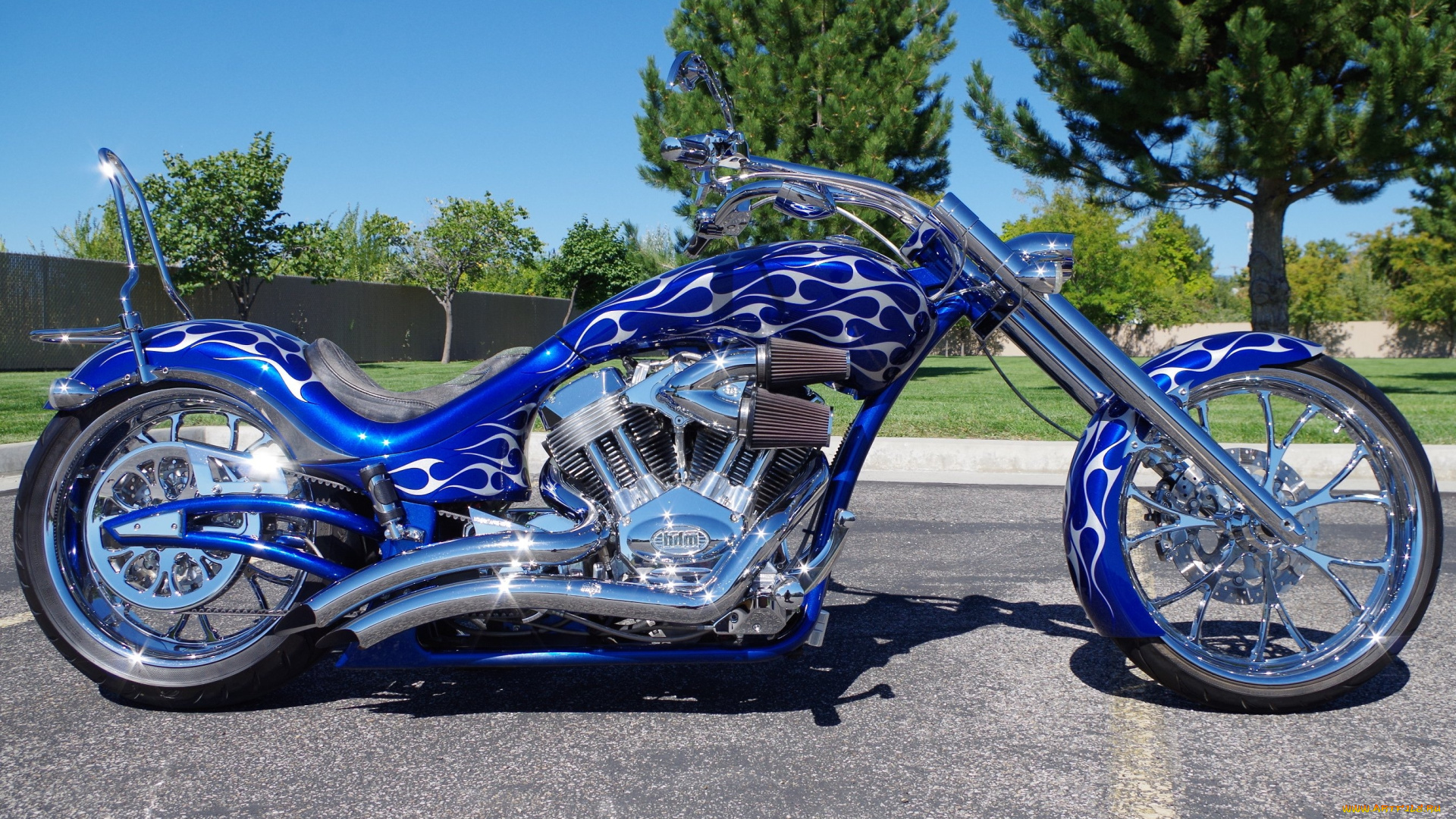 мотоциклы, customs, кастомизированный, тюнингованый, мотоцикл, крутой, байк, железный, конь, который, даёт, свободу, ветер, в, лицо, и, волосы, по, ветру