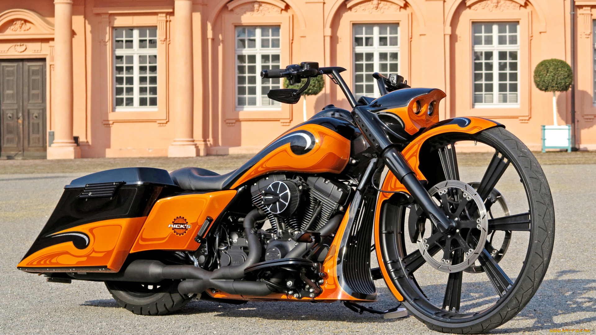 мотоциклы, customs, кастомизированный, тюнингованый, мотоцикл, крутой, байк, железный, конь, который, даёт, свободу, ветер, в, лицо, и, волосы, по, ветру