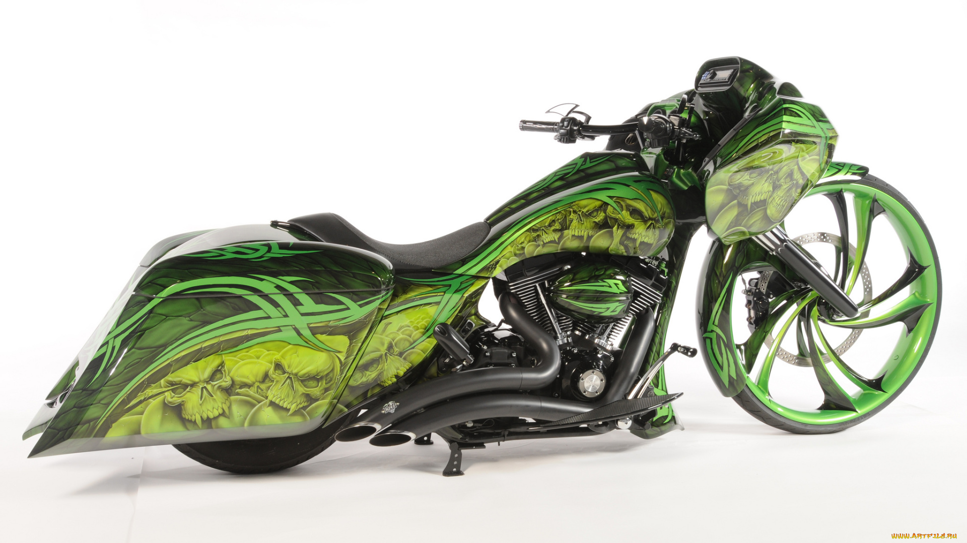 мотоциклы, customs, кастомизированный, тюнингованый, мотоцикл, крутой, байк, железный, конь, который, даёт, свободу, ветер, в, лицо, и, волосы, по, ветру