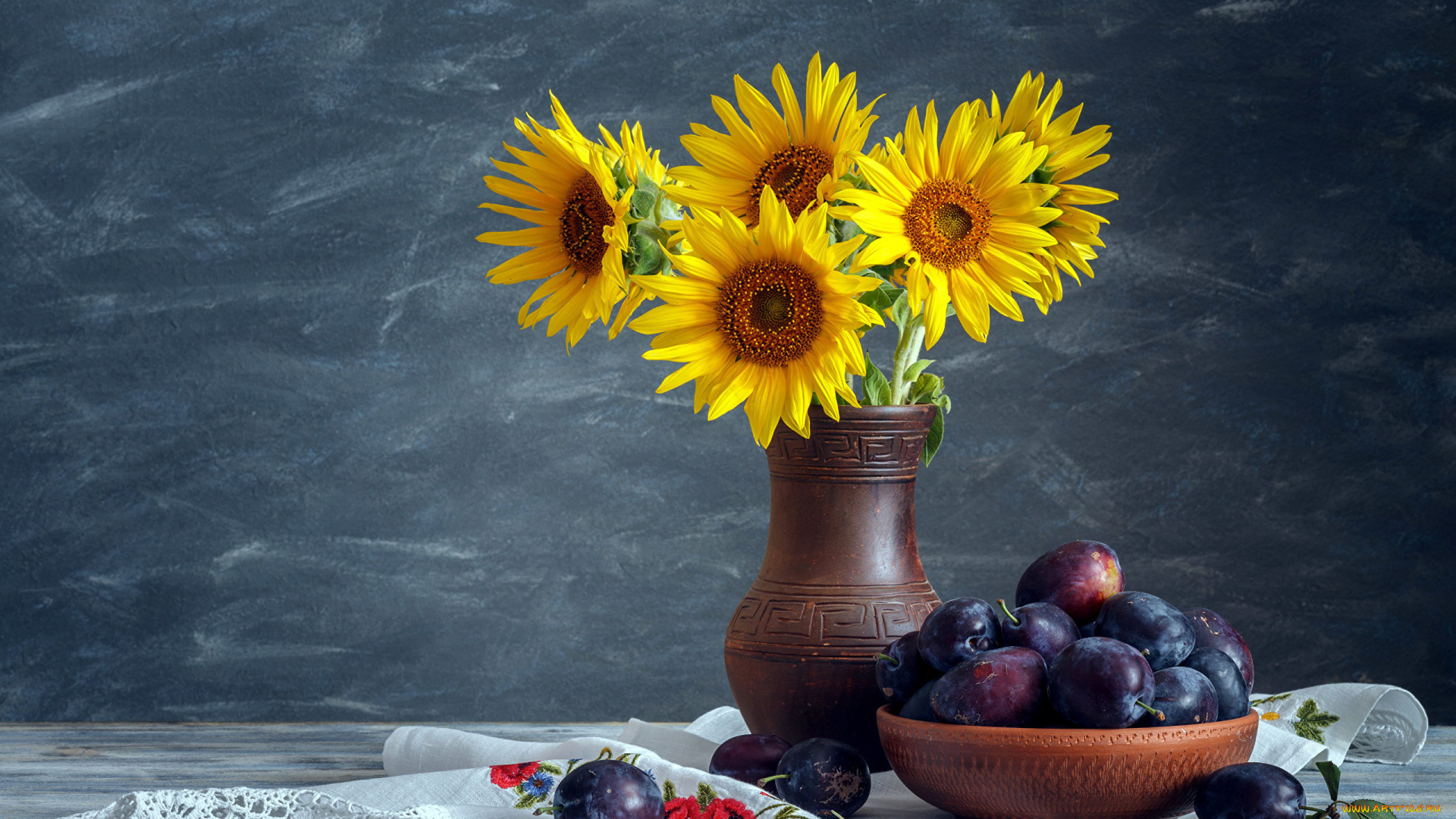 еда, натюрморт, миска, сливы, салфетка, подсолнухи