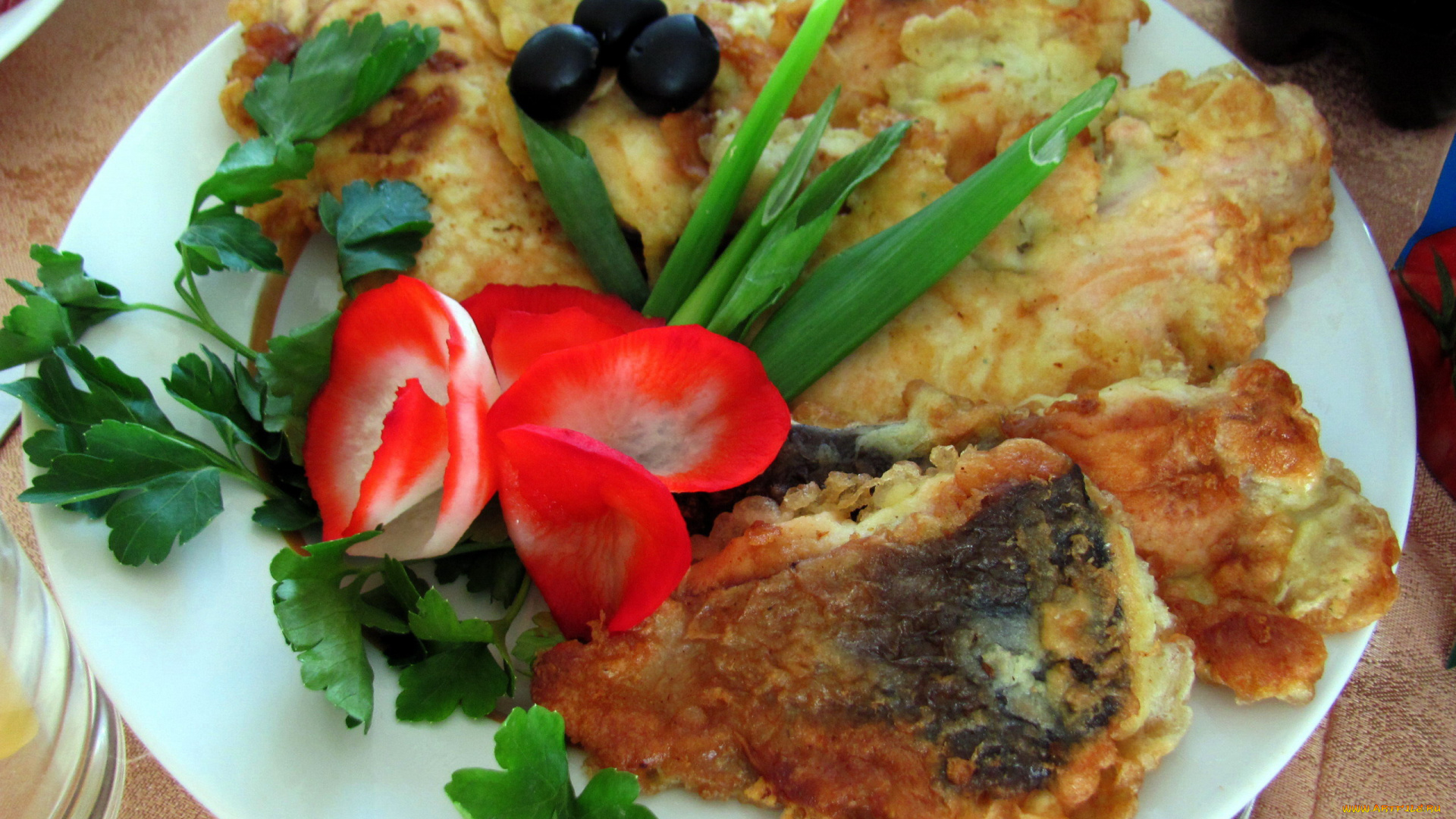 еда, рыбные, блюда, , с, морепродуктами, лук, петрушка, маслины, филе, рыбное