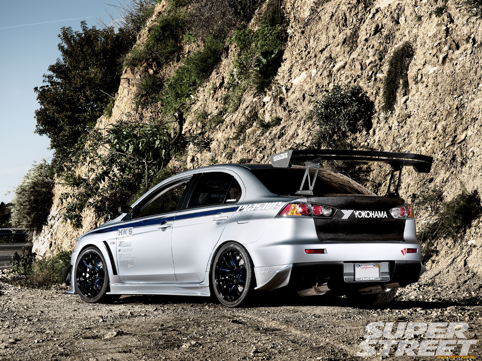 автомобили, mitsubishi