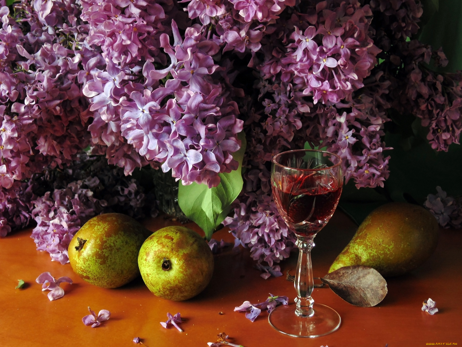еда, разное, бокал, груши, сирень