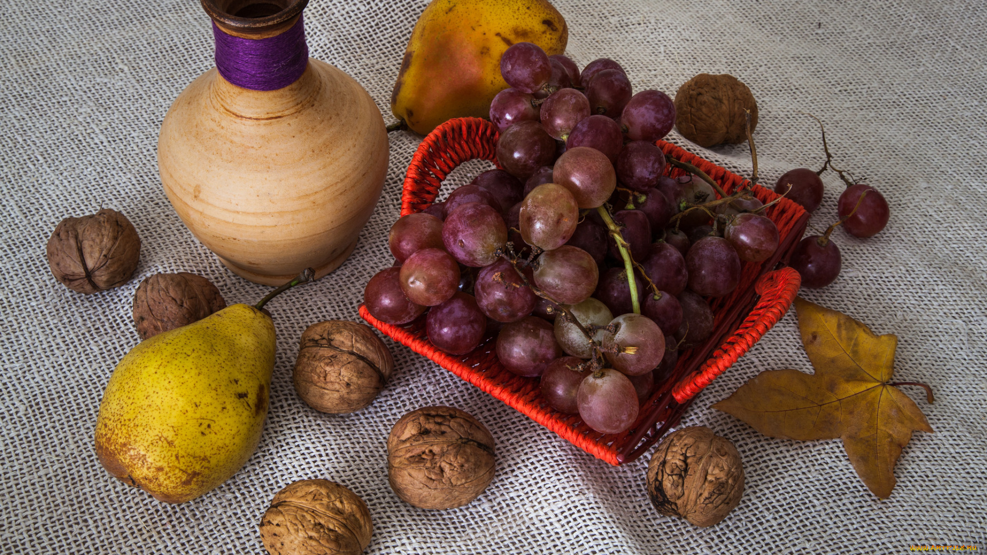 еда, натюрморт, кувшин, орехи, виноград