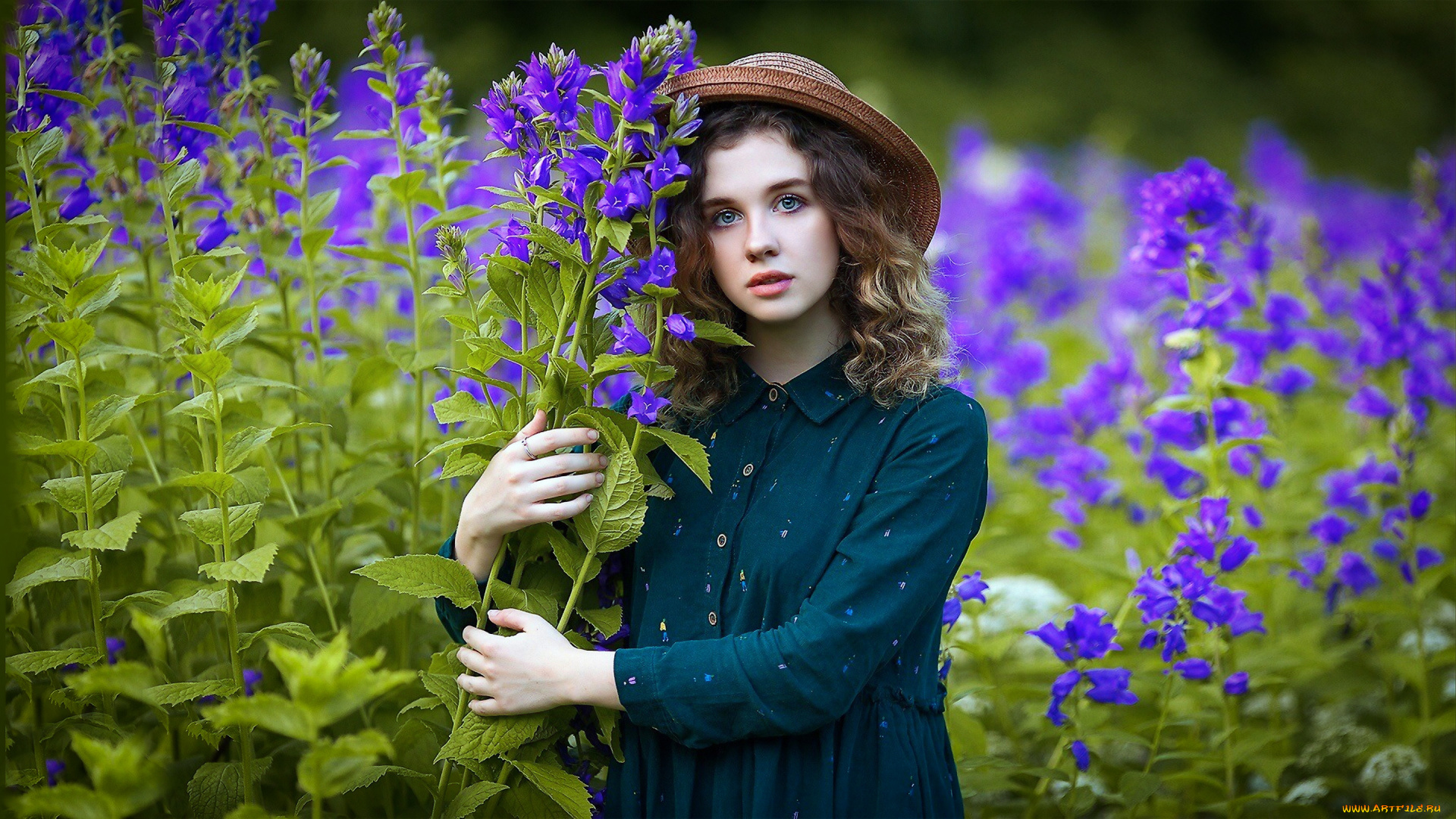 девушки, -unsort, , брюнетки, темноволосые, цветы, молодость, взгляд