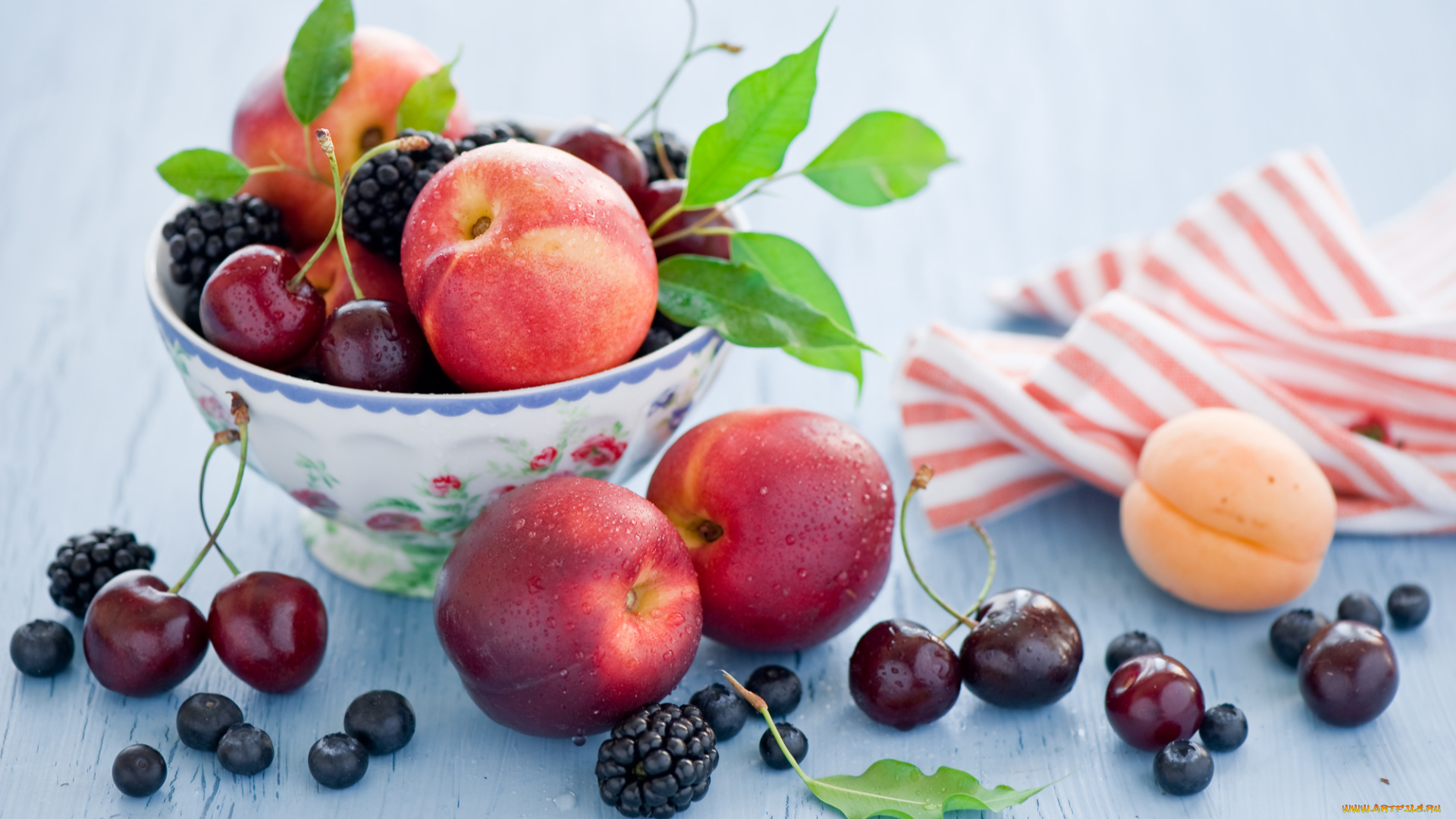 еда, фрукты, ягоды, пиала, натюрморт, голубика, ежевика, абрикос, нектарины, черешня