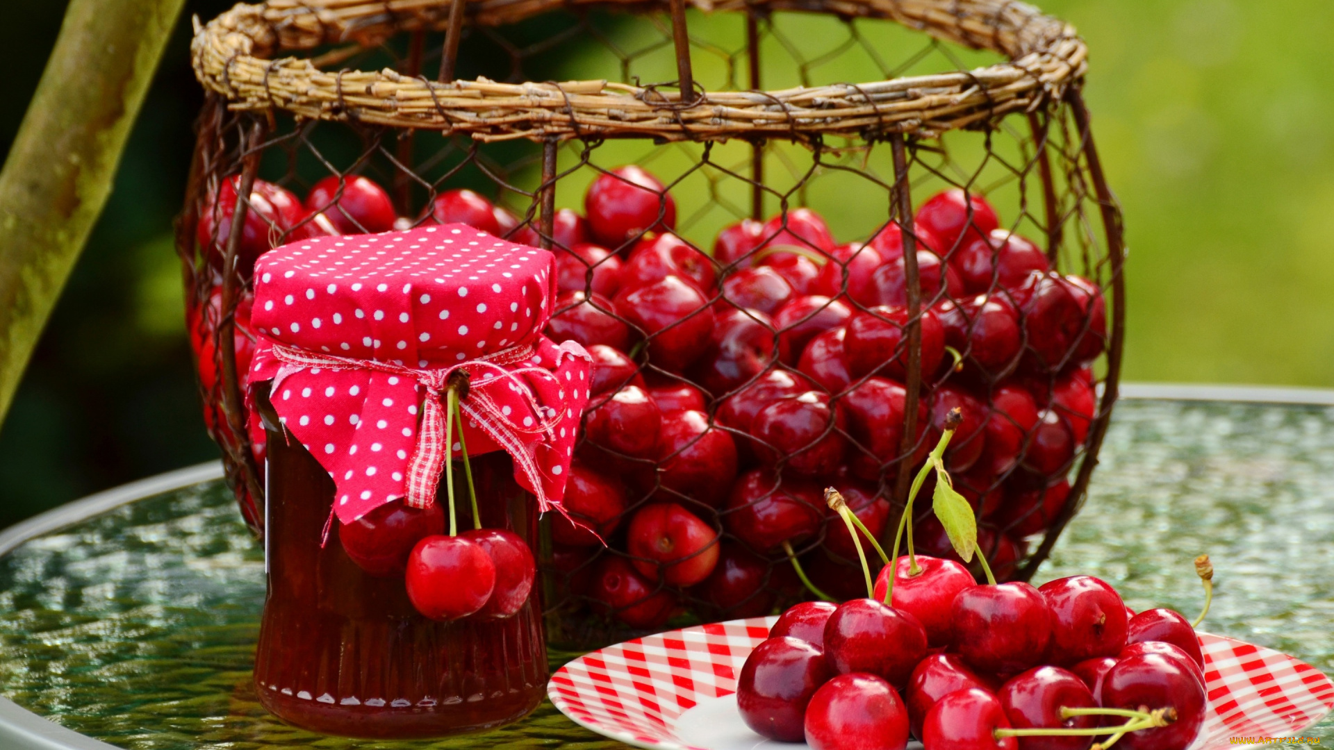 еда, вишня, , черешня, много, стол, изобилие, ткань, банка, корзинка, черешня, урожай, сладость, баночка, алый, десерт, тарелка, композиция, сетка, корзина, ягоды, заготовка, сочно, варенье, красный, зеленый, фон, блюдце, вкусно