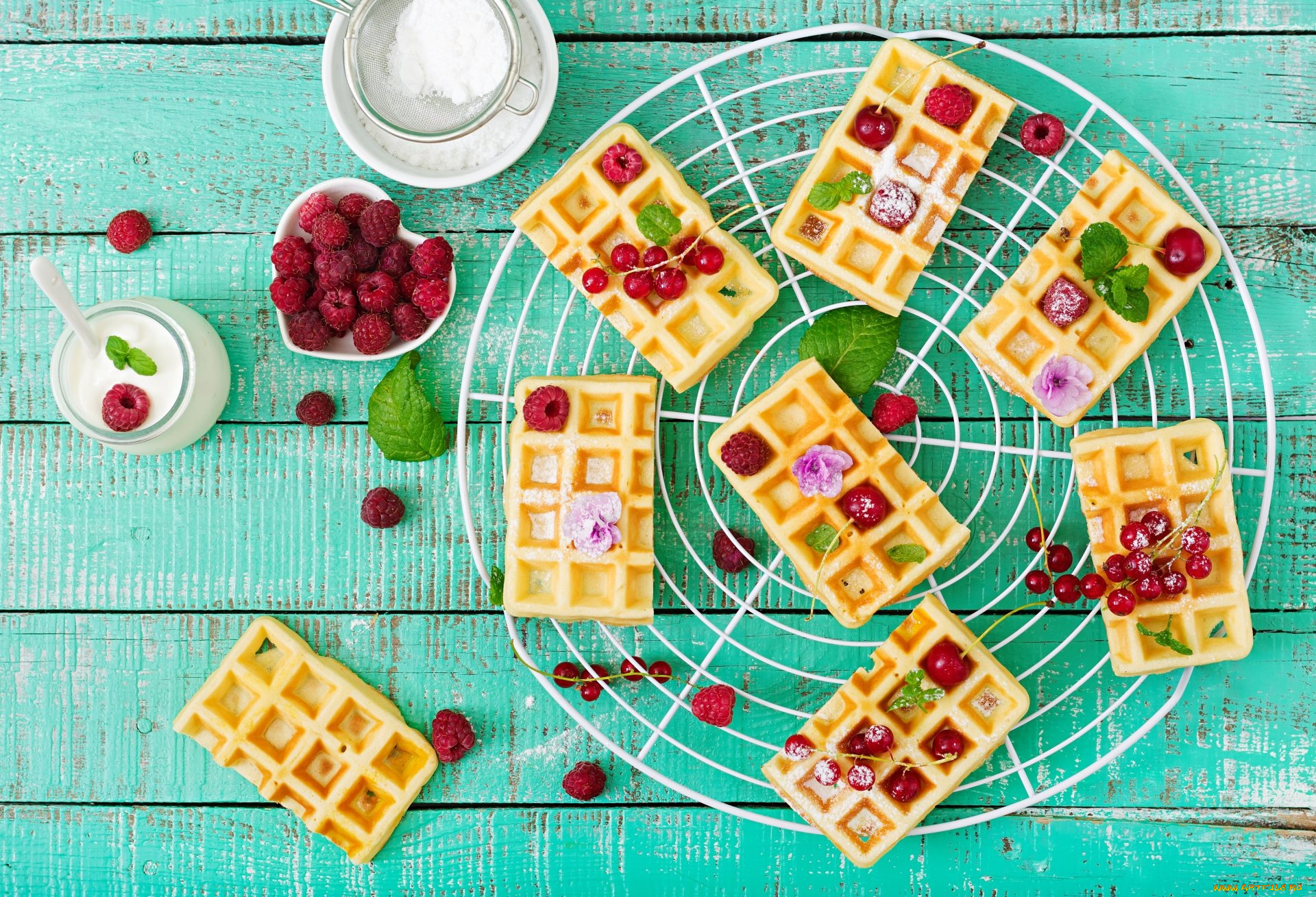 еда, блины, , оладьи, ягоды, вафли, малина, смородина