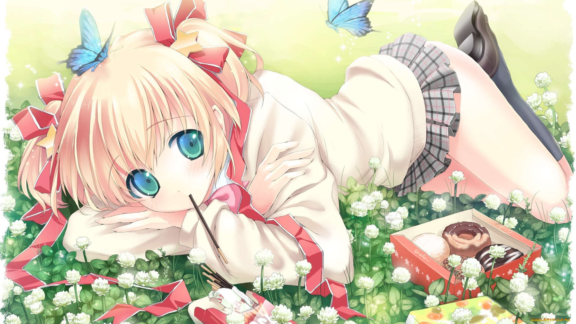аниме, *unknown, другое, девочка, бабочки, цветы, клевер, пончики
