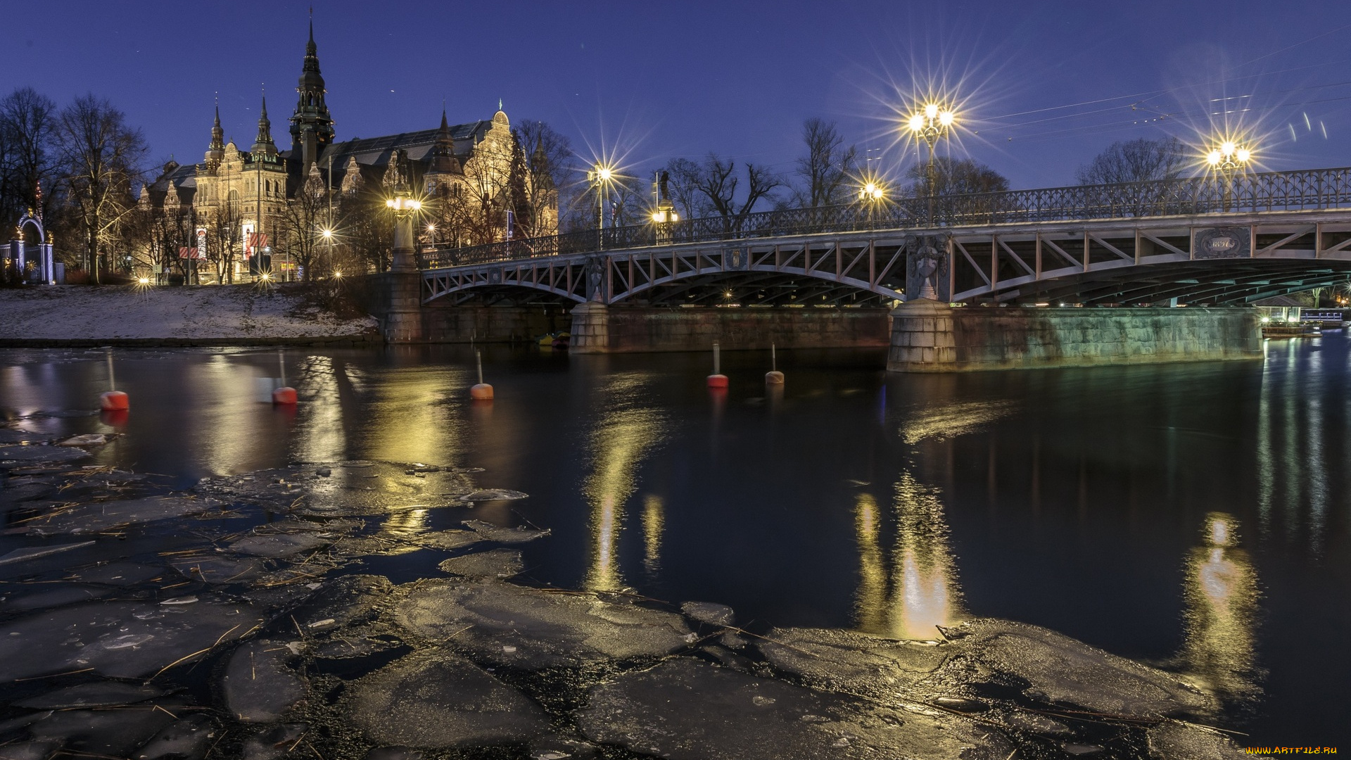 стокгольм, города, стокгольм, , швеция, водоем, лед, мост, фонари, здания, ночь