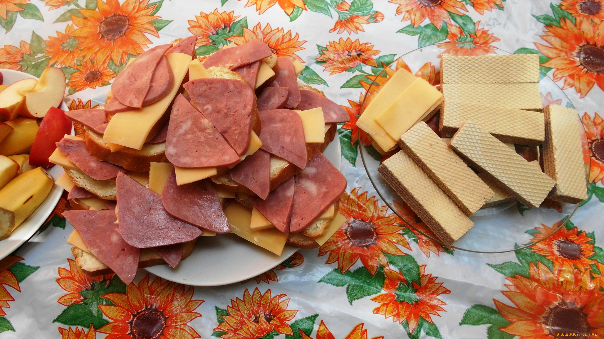 еда, бутерброды, , гамбургеры, , канапе, колбаса, хлеб, сыр, вафли, бананы, яблоки