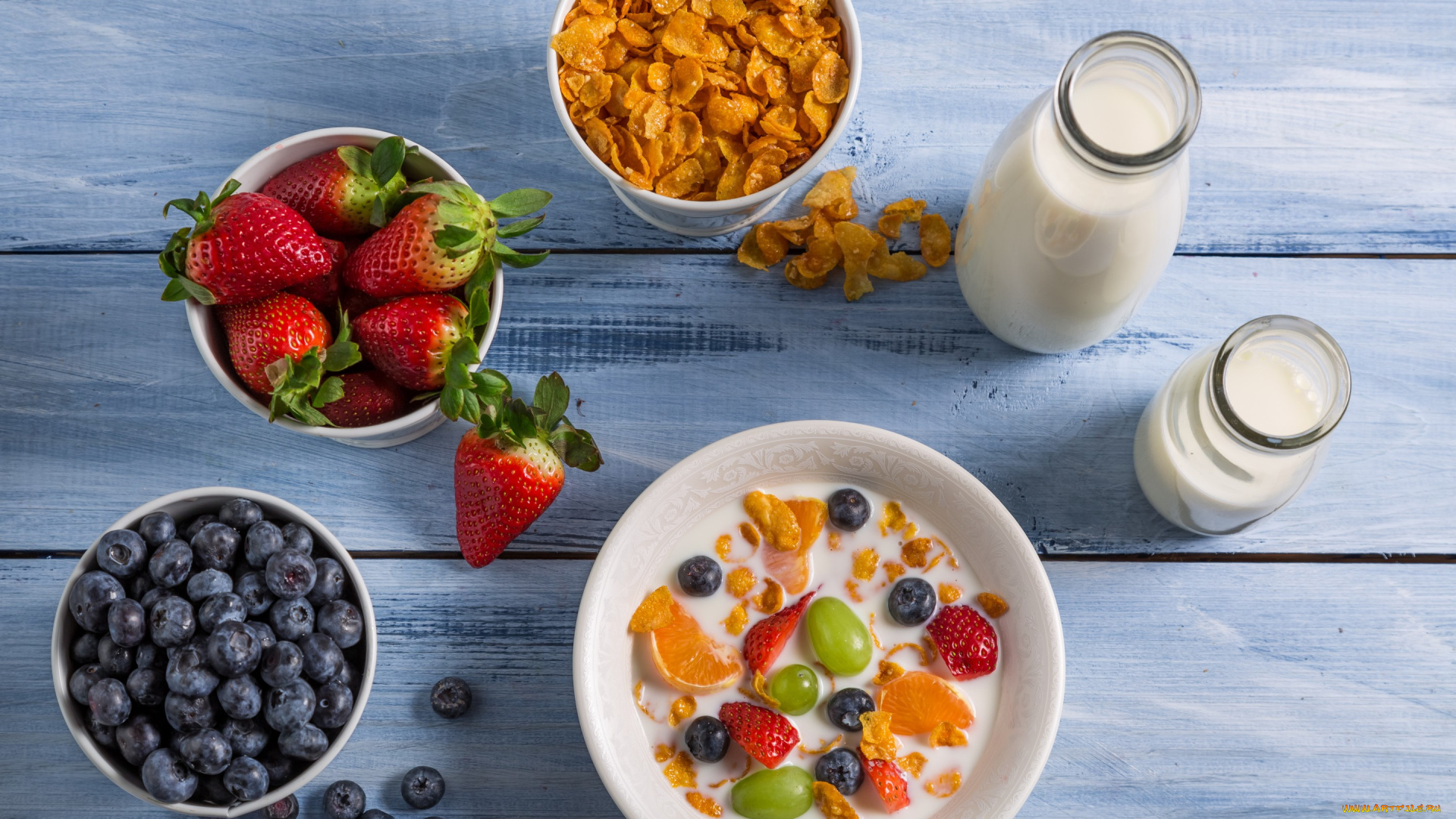 еда, мюсли, , хлопья, milk, berries, fresh, клубника, черника, breakfast, ягоды, молоко