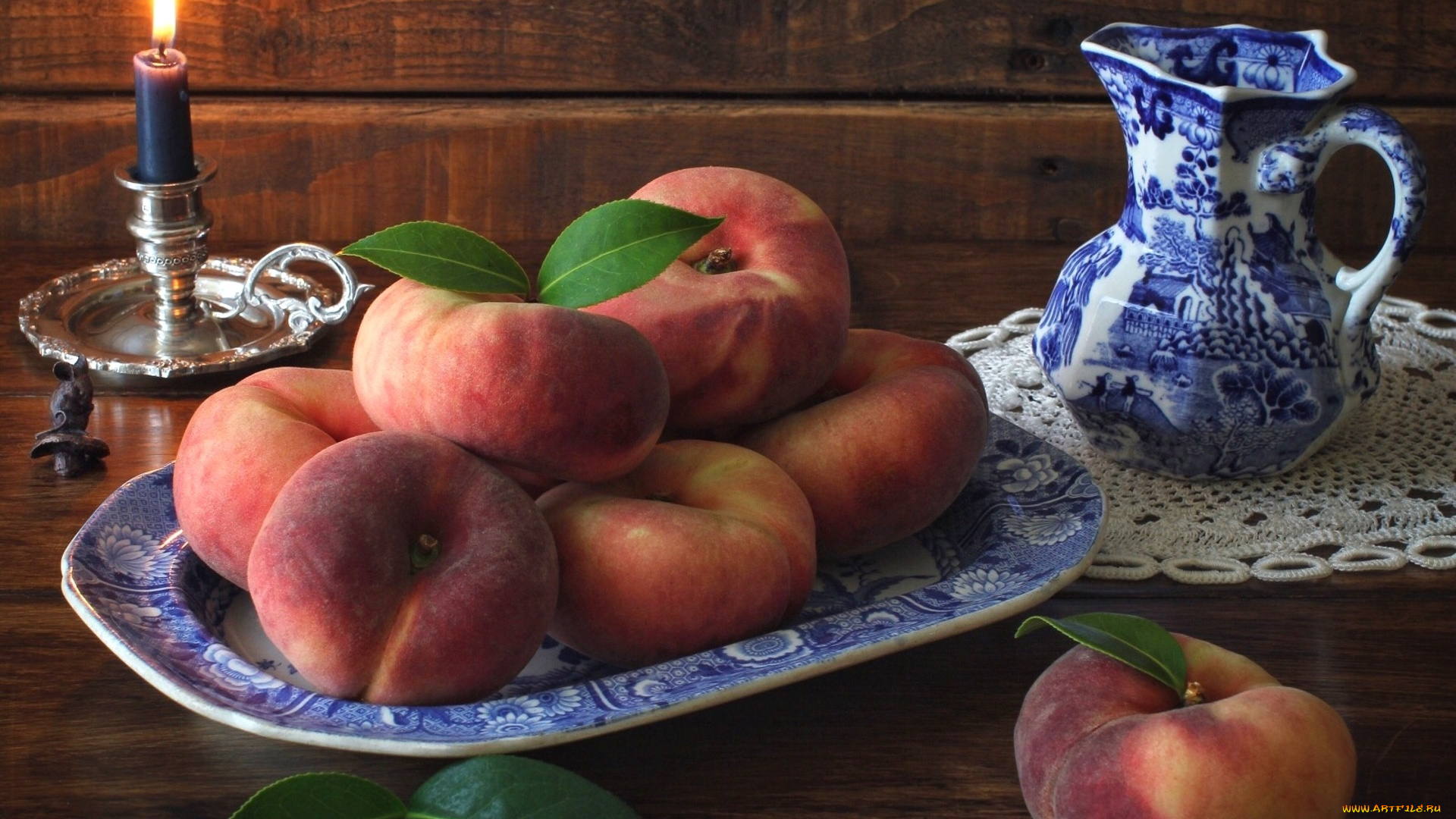 еда, персики, , сливы, , абрикосы, листья, свеча, кувшин, натюрморт
