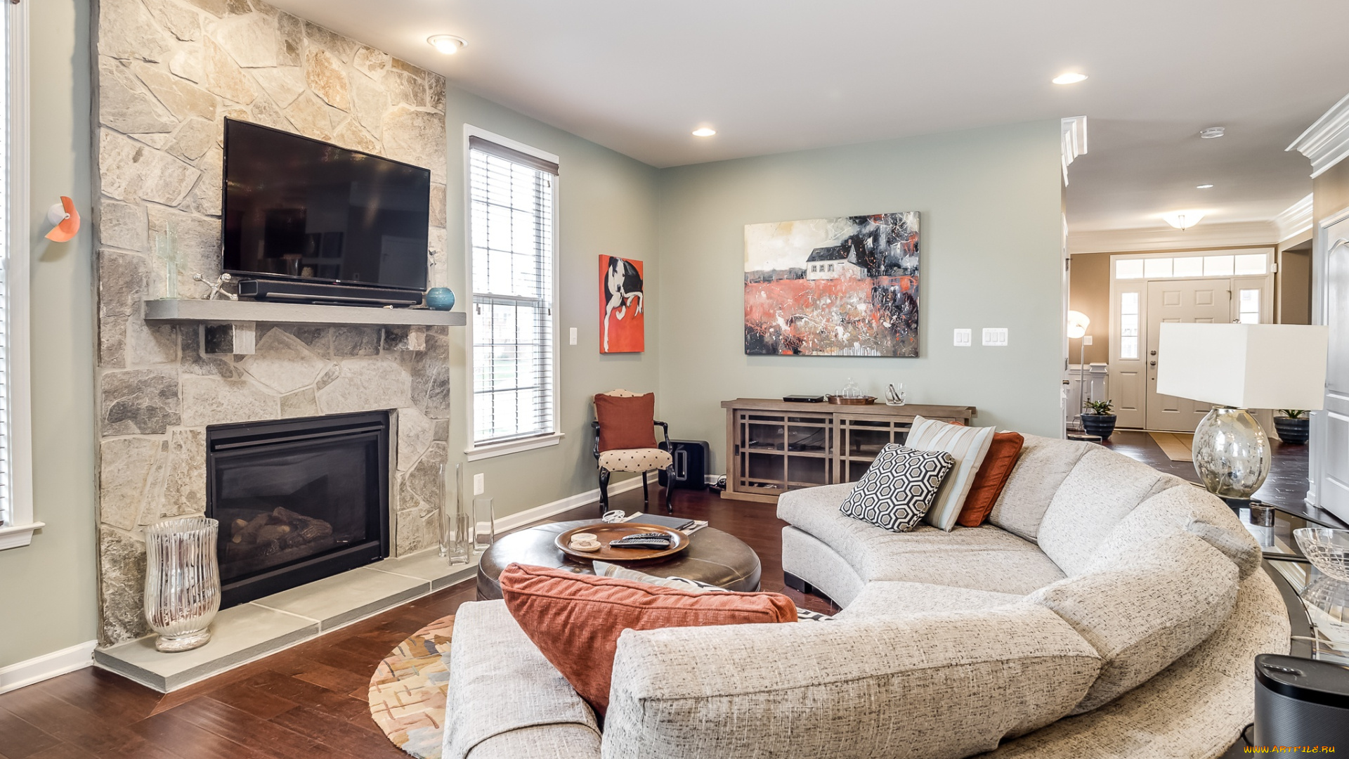 интерьер, гостиная, подушки, камин, дизайн, диван