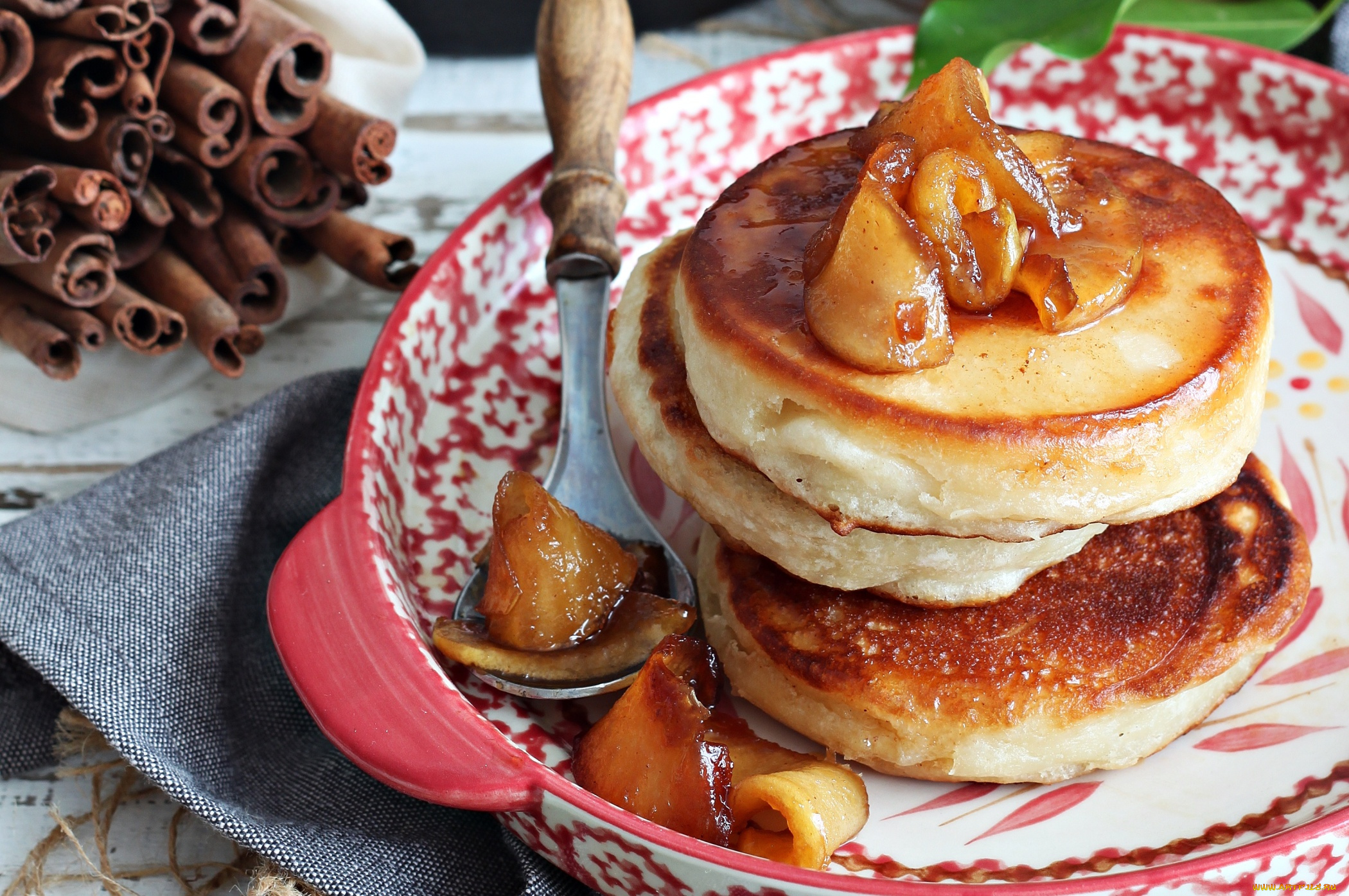 еда, блины, , оладьи, оладьи, корица, яблоки