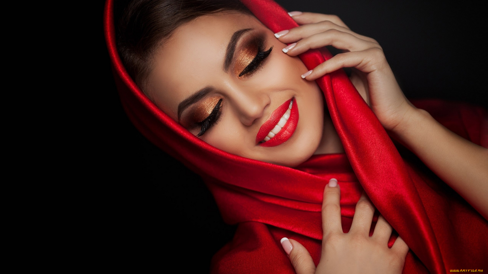 девушки, -, лица, , портреты, алый, платок, яркий, макияж