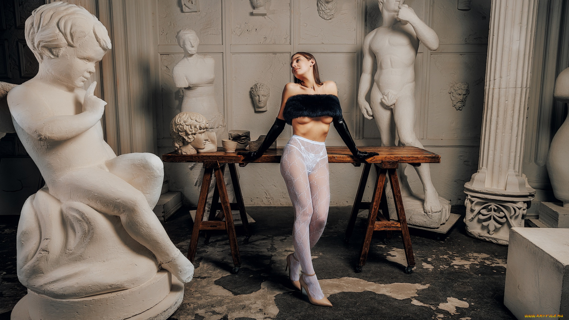 сексуальная, девушка, девушки, -, брюнетки, , шатенки, девушка, женщина, шатенка, темноволосая, сексуальная, модель, звезда, позирует, разная, обувь, верхняя, стильная, одежда, нижнее, эротическое, бельё, трусы, лифчик, колготки, чулки, аксессуары, макияж, и, множество, элементов, на, фотографии