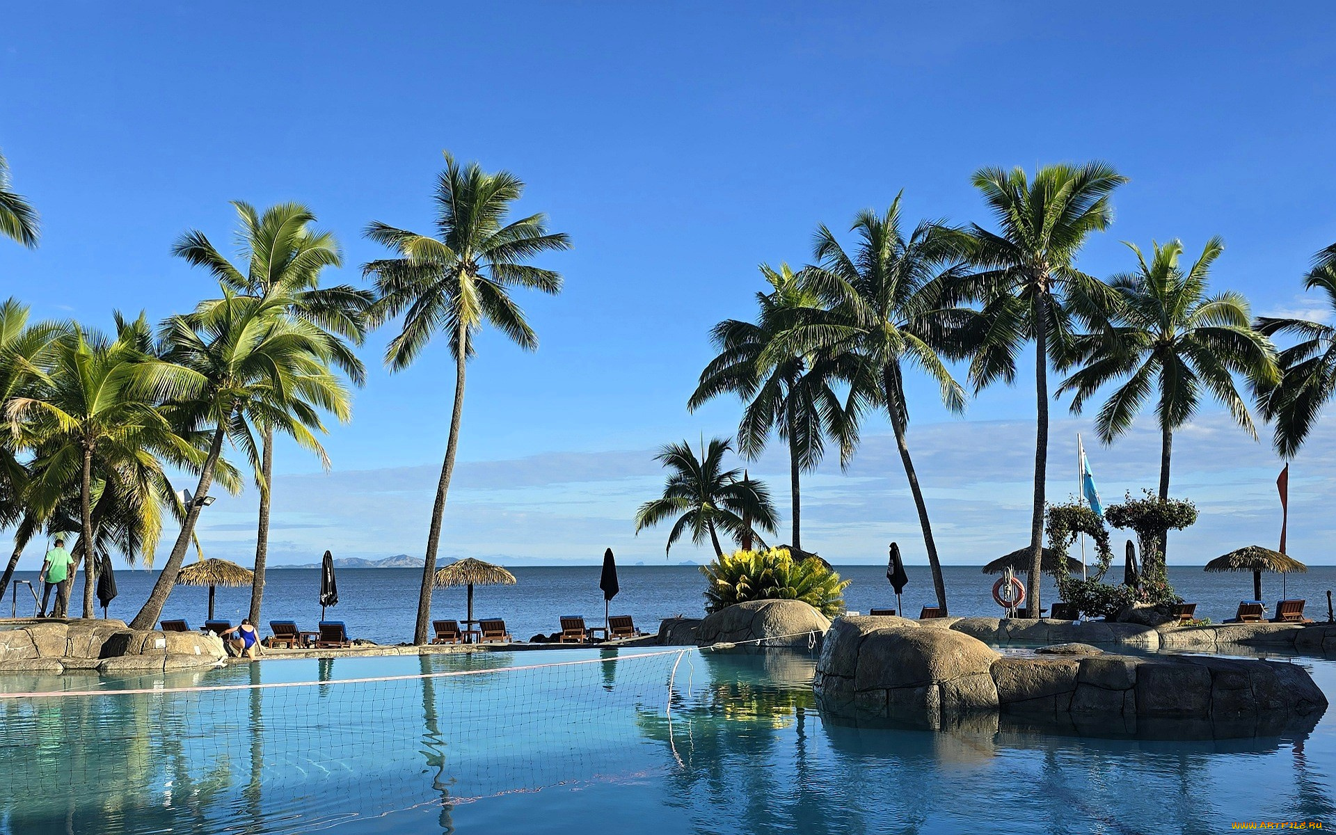 природа, тропики, небо, море, бассейн, камни, зонтики, пальмы