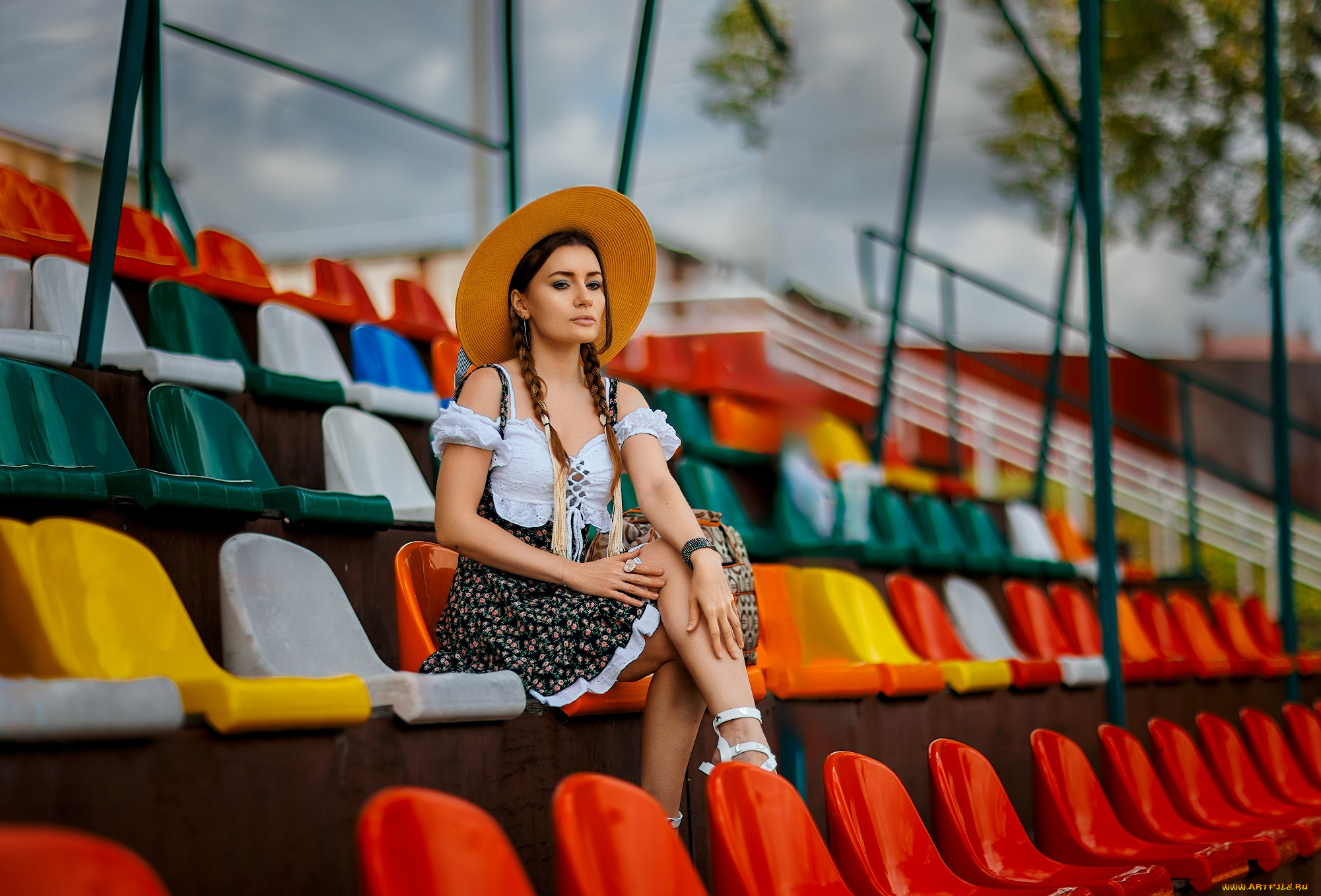 сексуальная, девушка, девушки, -, брюнетки, , шатенки, девушка, женщина, брюнетка, темноволосая, сексуальная, модель, звезда, позирует, разная, обувь, верхняя, стильная, одежда, нижнее, эротическое, бельё, трусы, лифчик, колготки, чулки, аксессуары, макияж, и, множество, элементов, на, фотографии