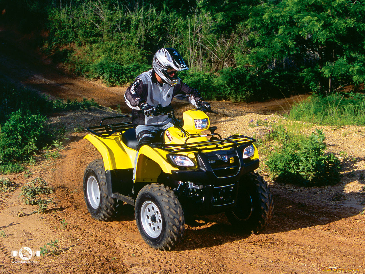 мотоциклы, квадроциклы