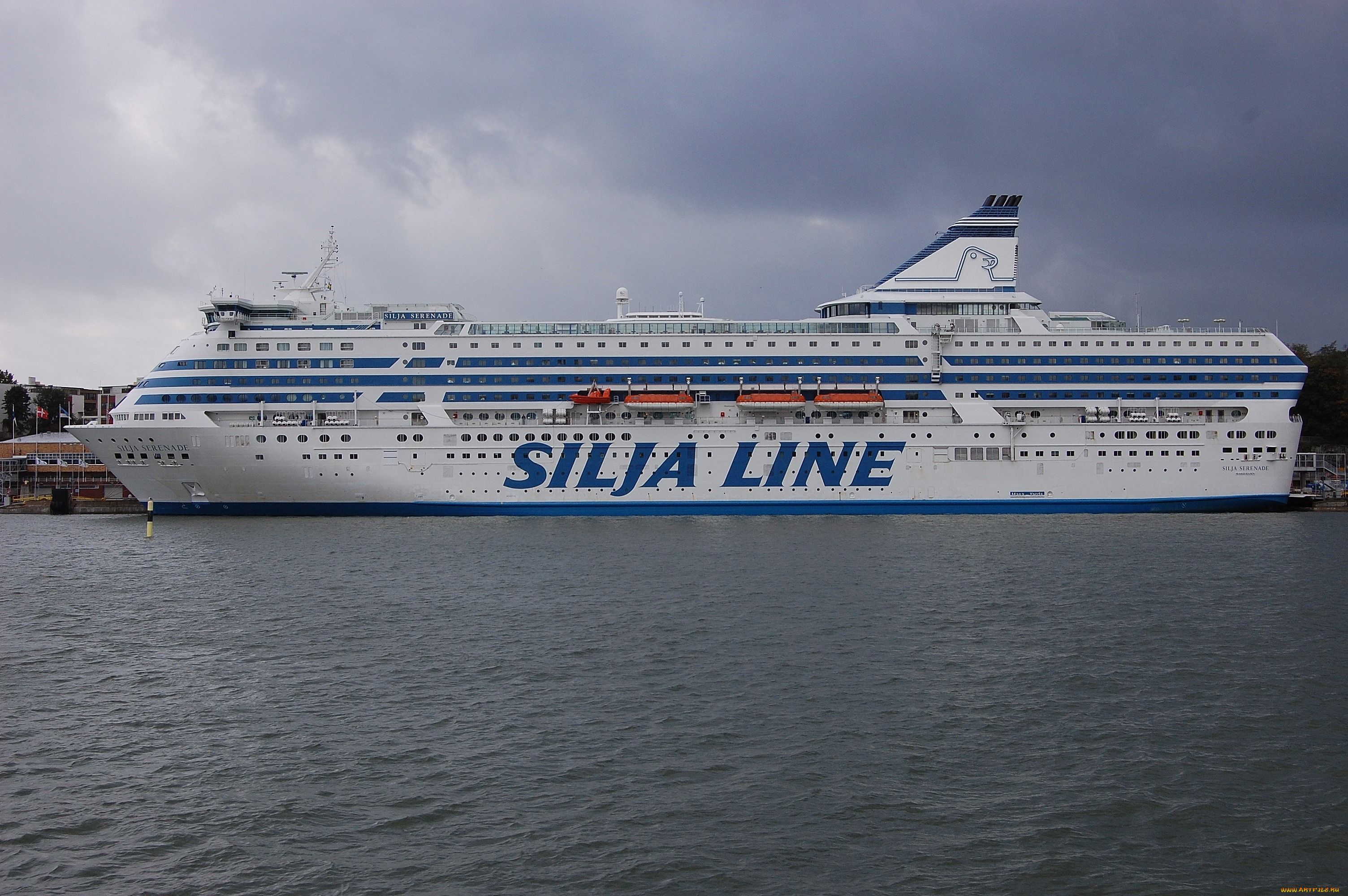 корабли, лайнеры