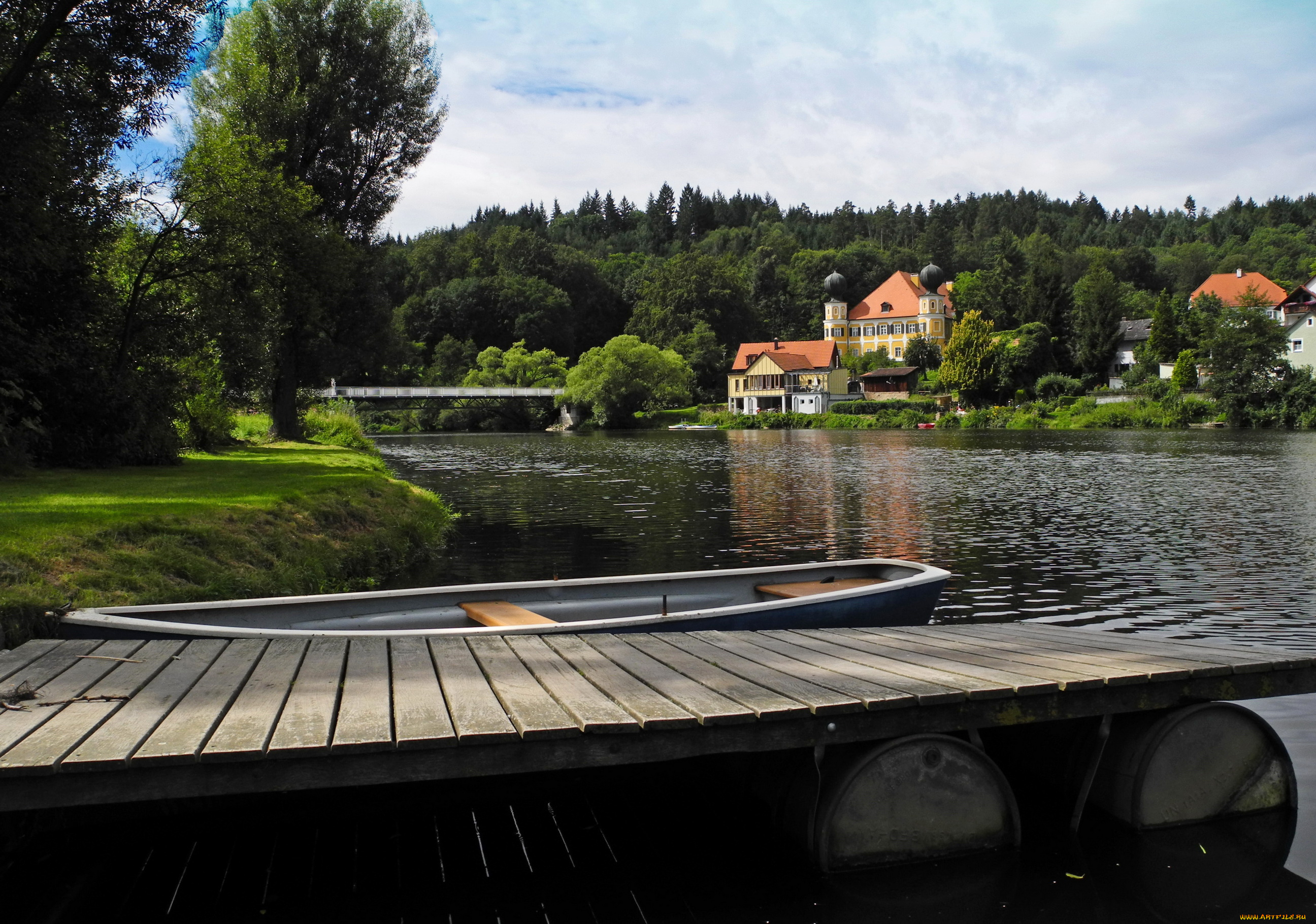 германия, бавария, регенштауф, города, пейзажи, дома, река, растения, причал, лодка