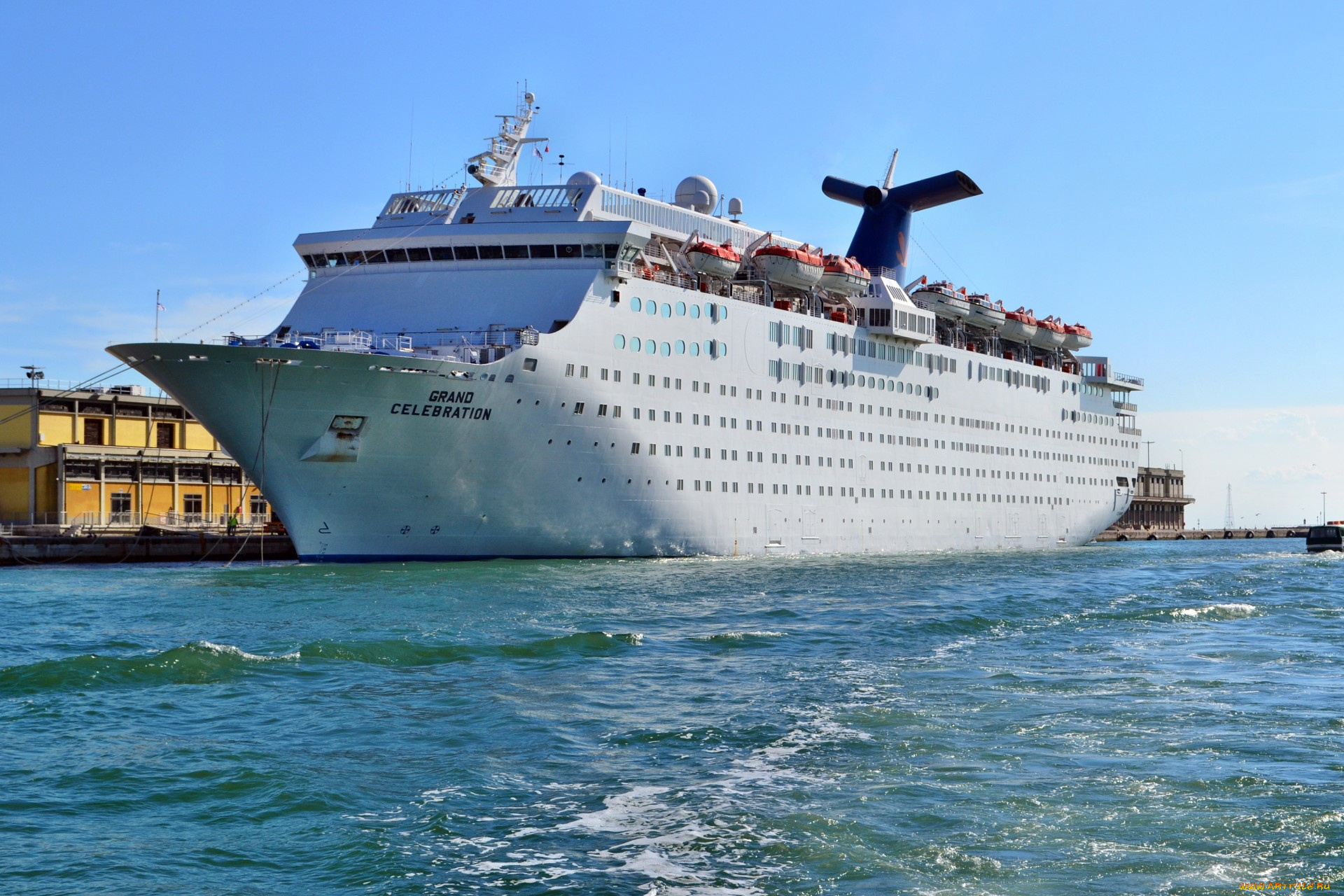 grand, celebration, корабли, лайнеры, венеция, порт, причал, лайнер