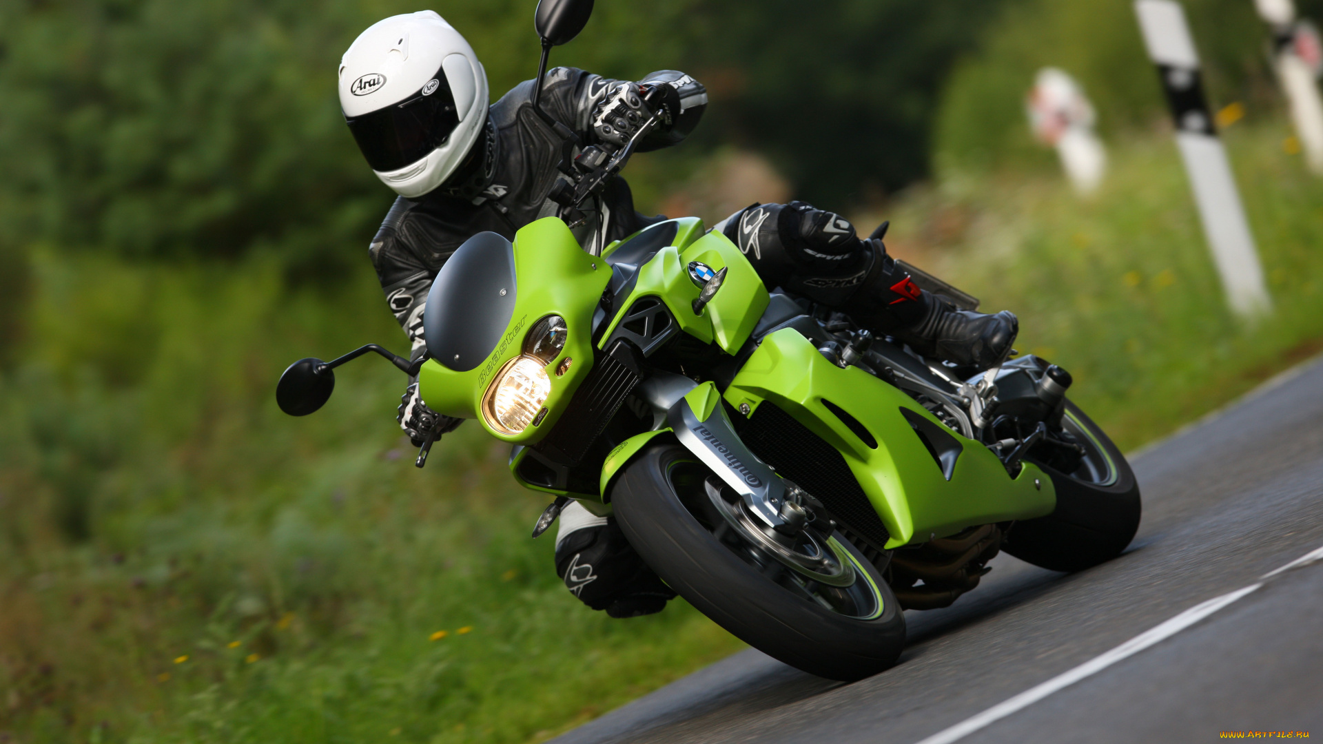 мотоциклы, bmw, зелень, дорога, мотоциклист, мотоцикл