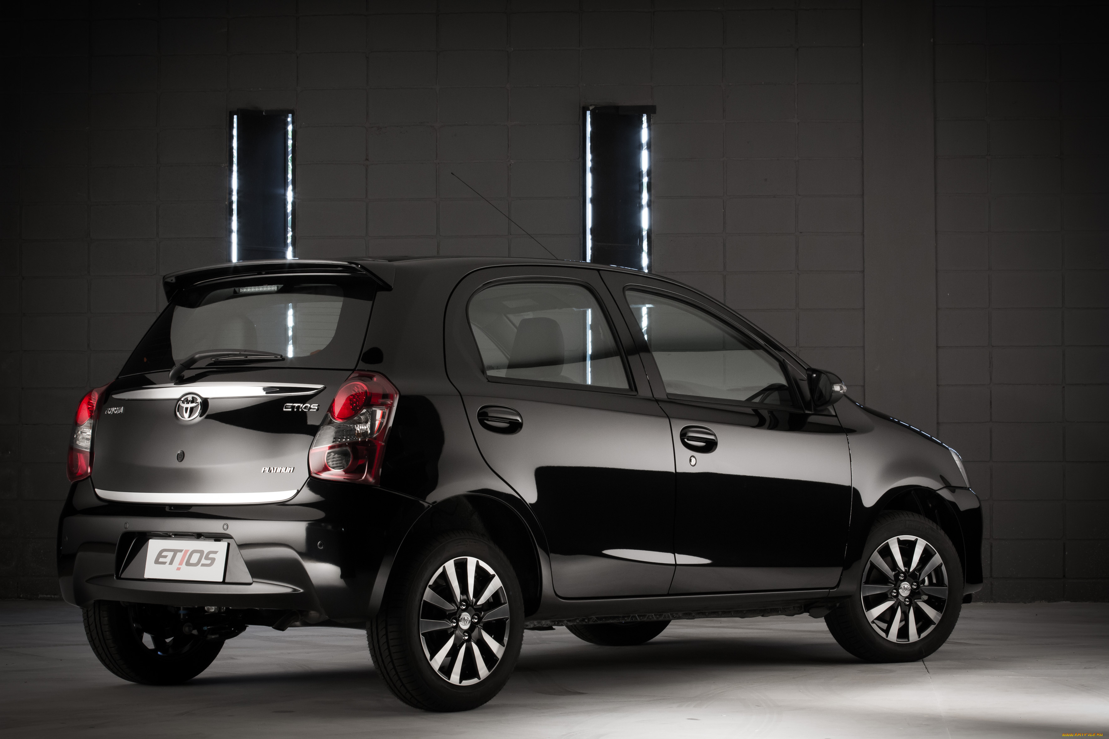 автомобили, toyota, темный, etios, 2014г, platinum, hatchback