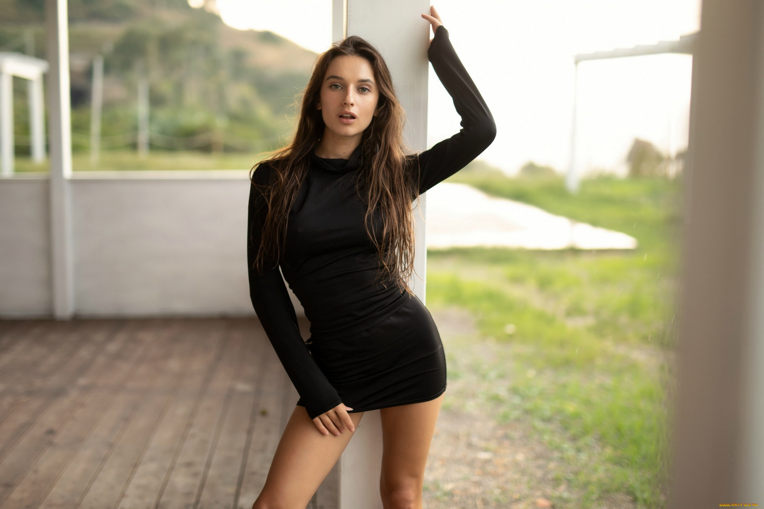 девушки, gloria, sol, черное, платье, мини, поза