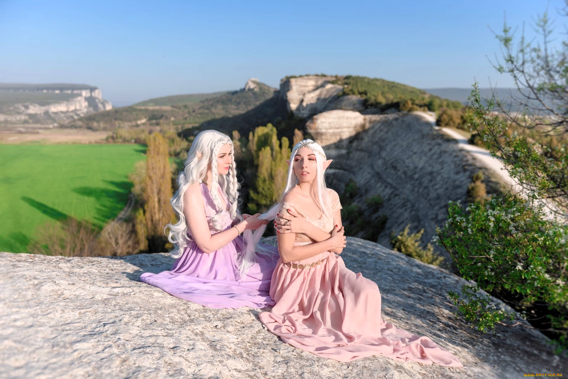 девушки, ольга, кожевникова, , lady, bell, образы, косплей, наряды, эльфийки, горы, деревья, луга