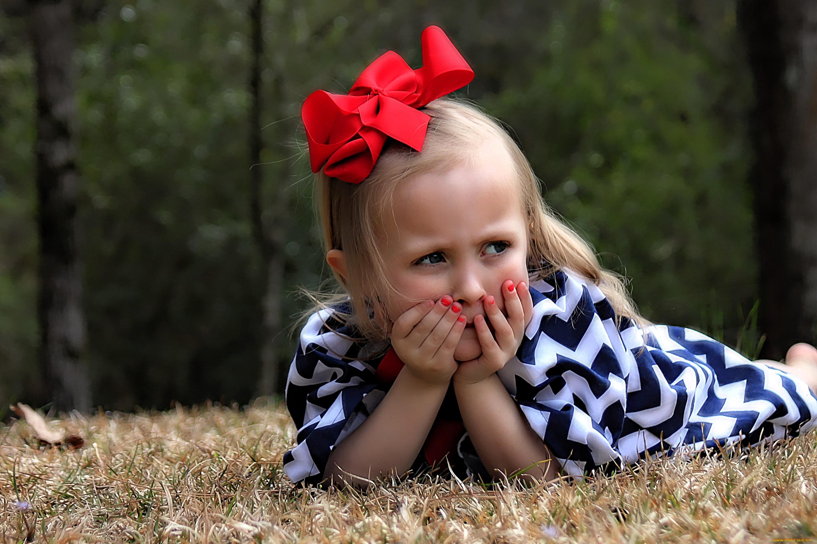 разное, дети, девочка, бант, платье, трава, деревья